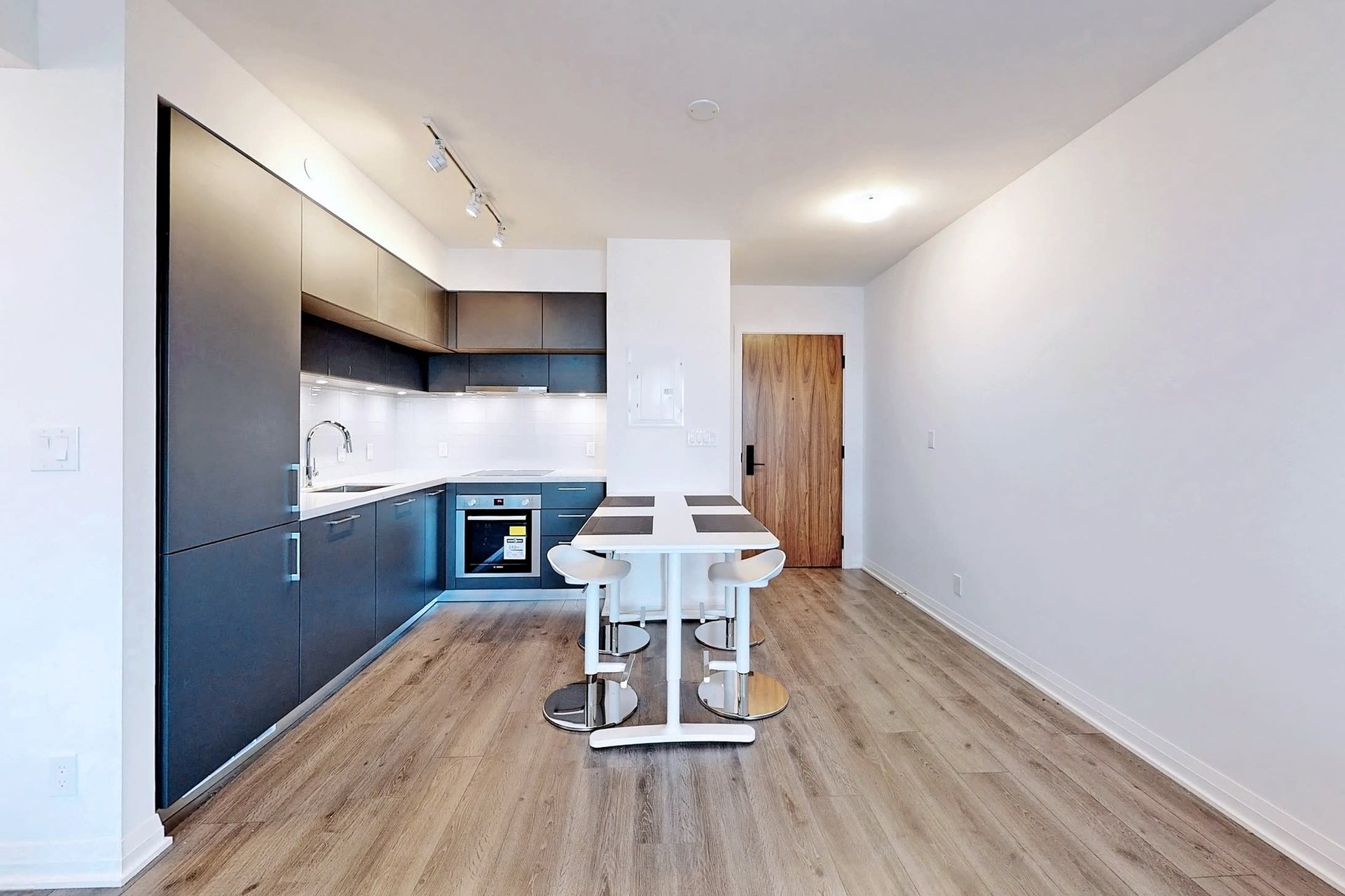The Foxbar Suite 1203
