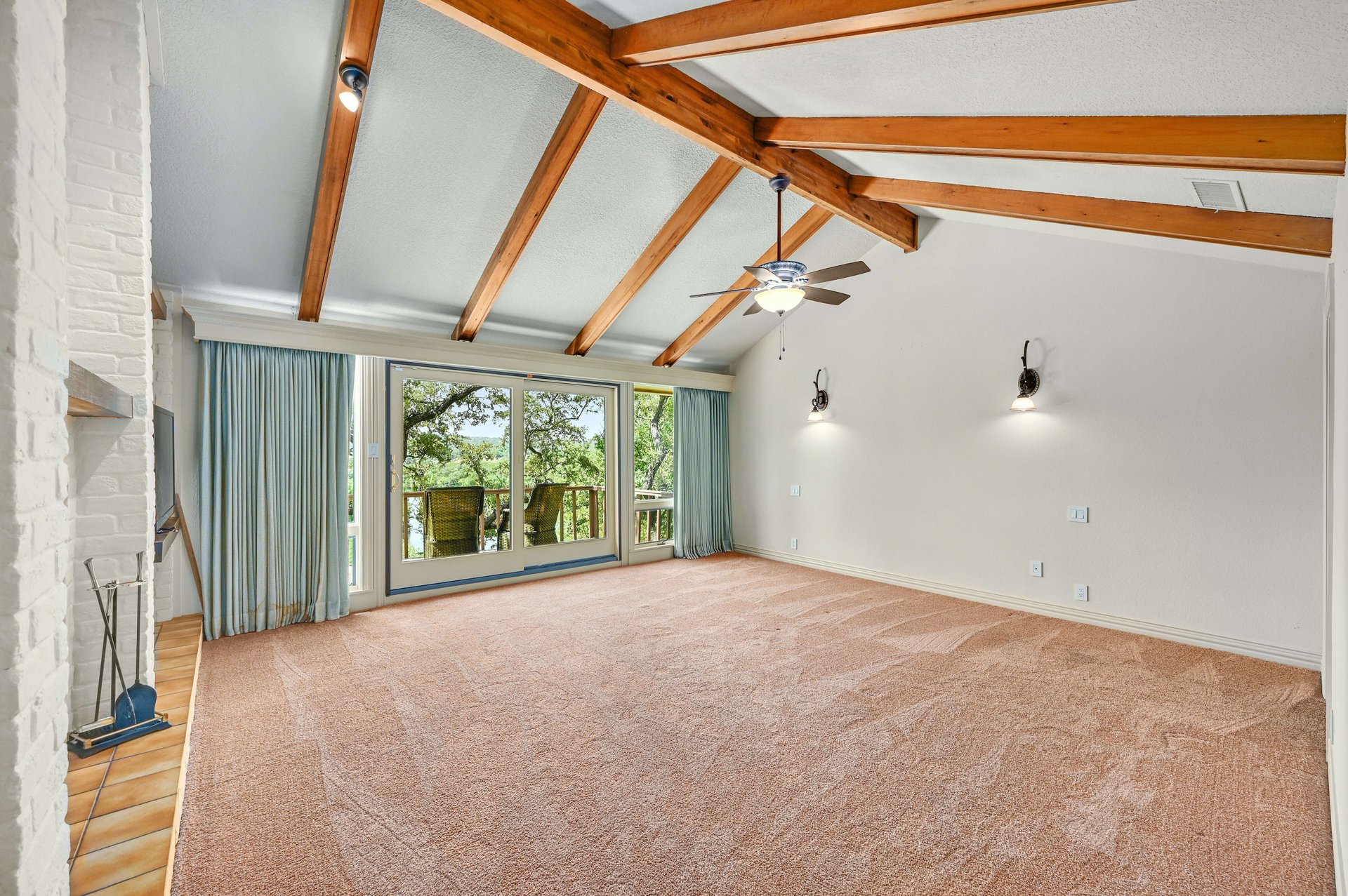 5711 Sam Houston Cir