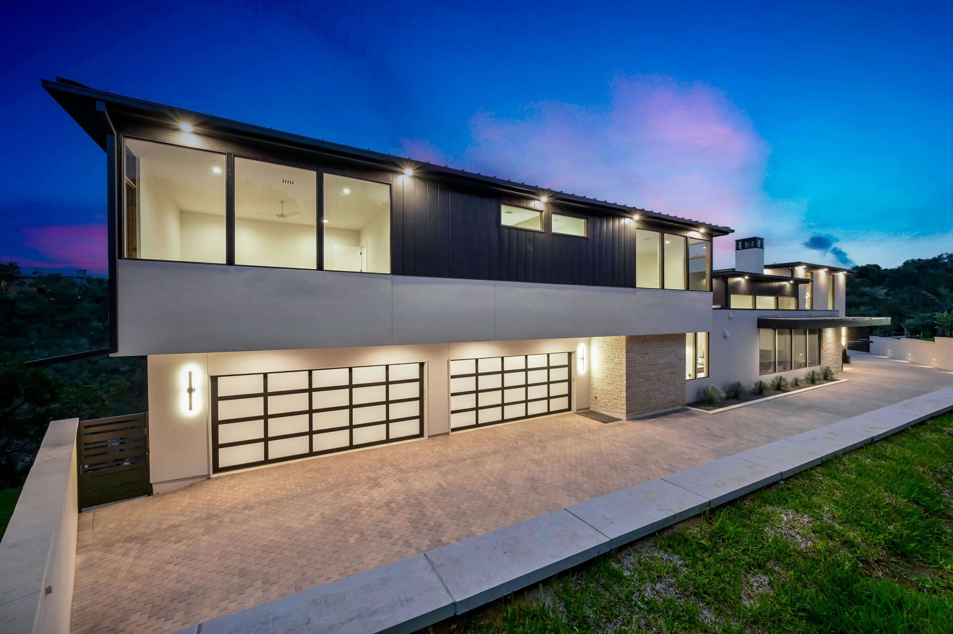 2 Valbella Drive