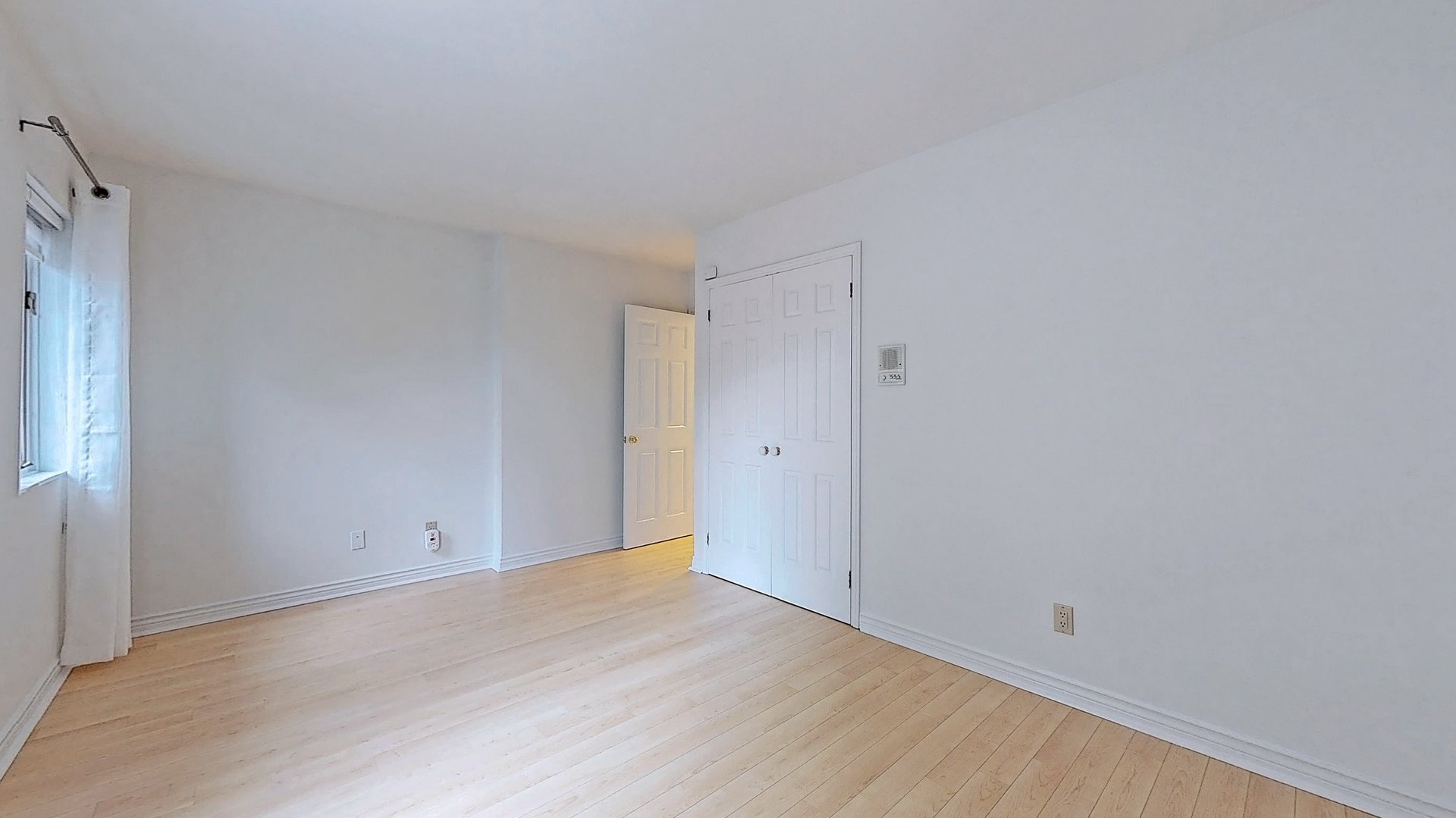 107 Macpherson Ave