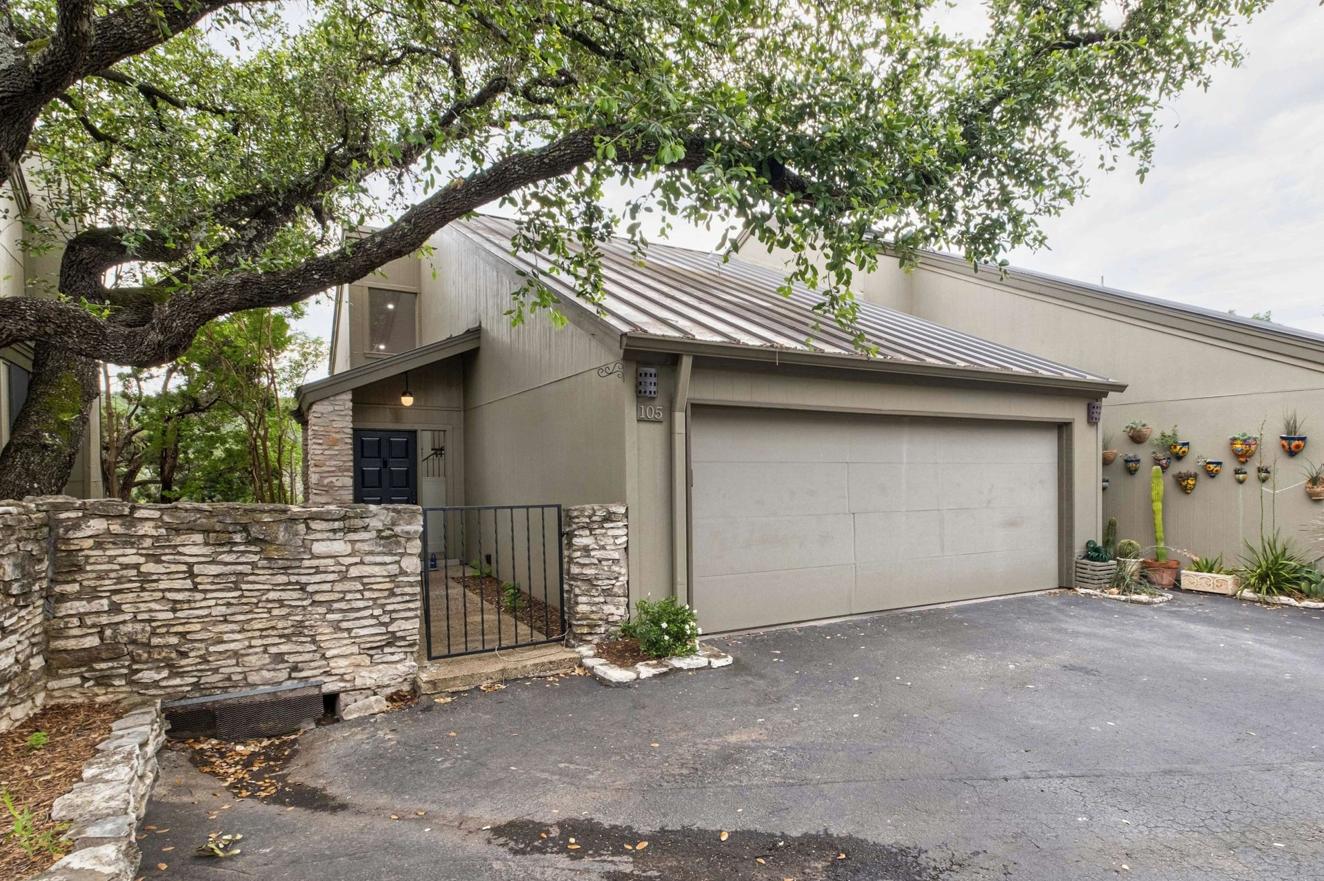 1821 Westlake Drive #105