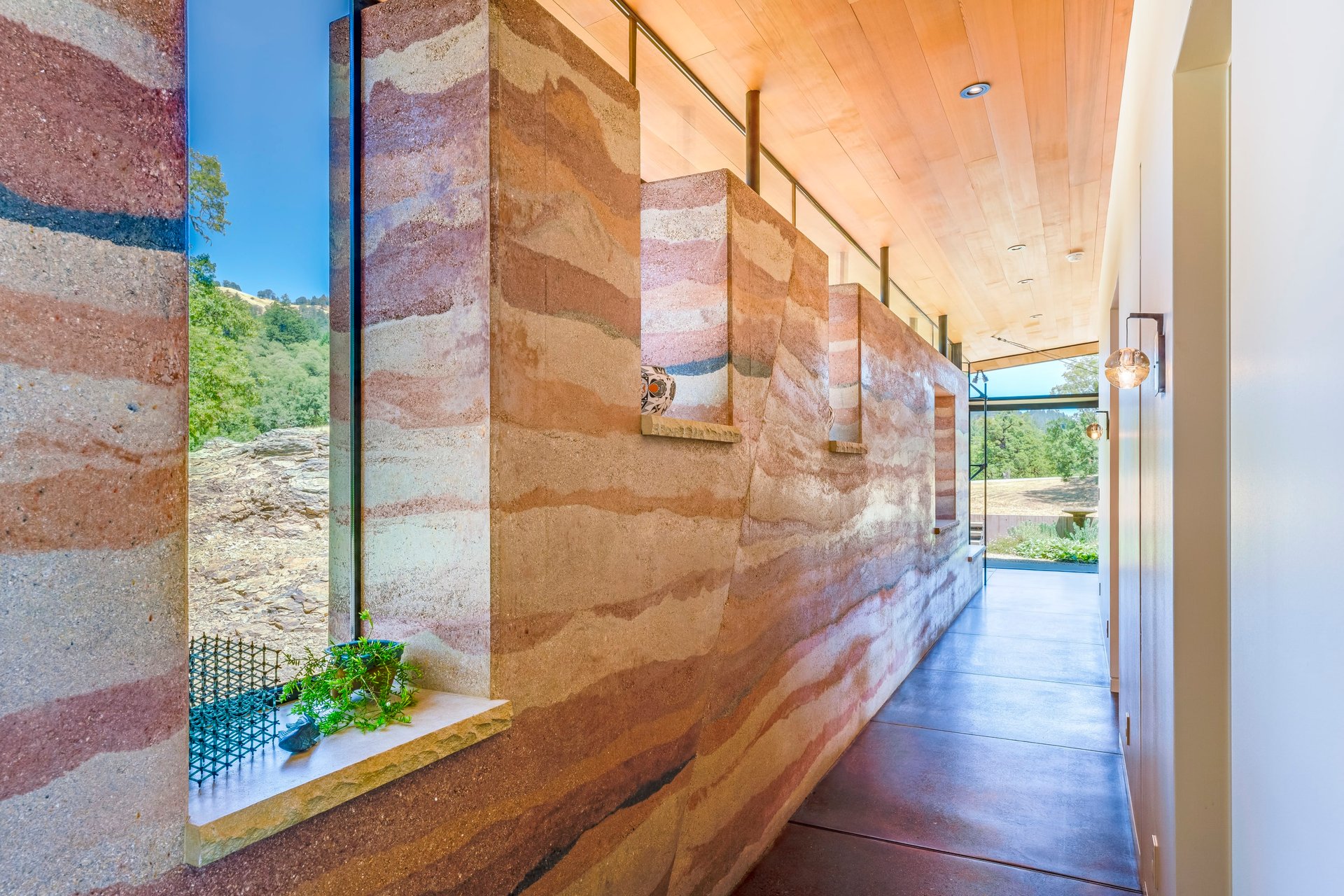 Modern Anderson Valley Enclave
