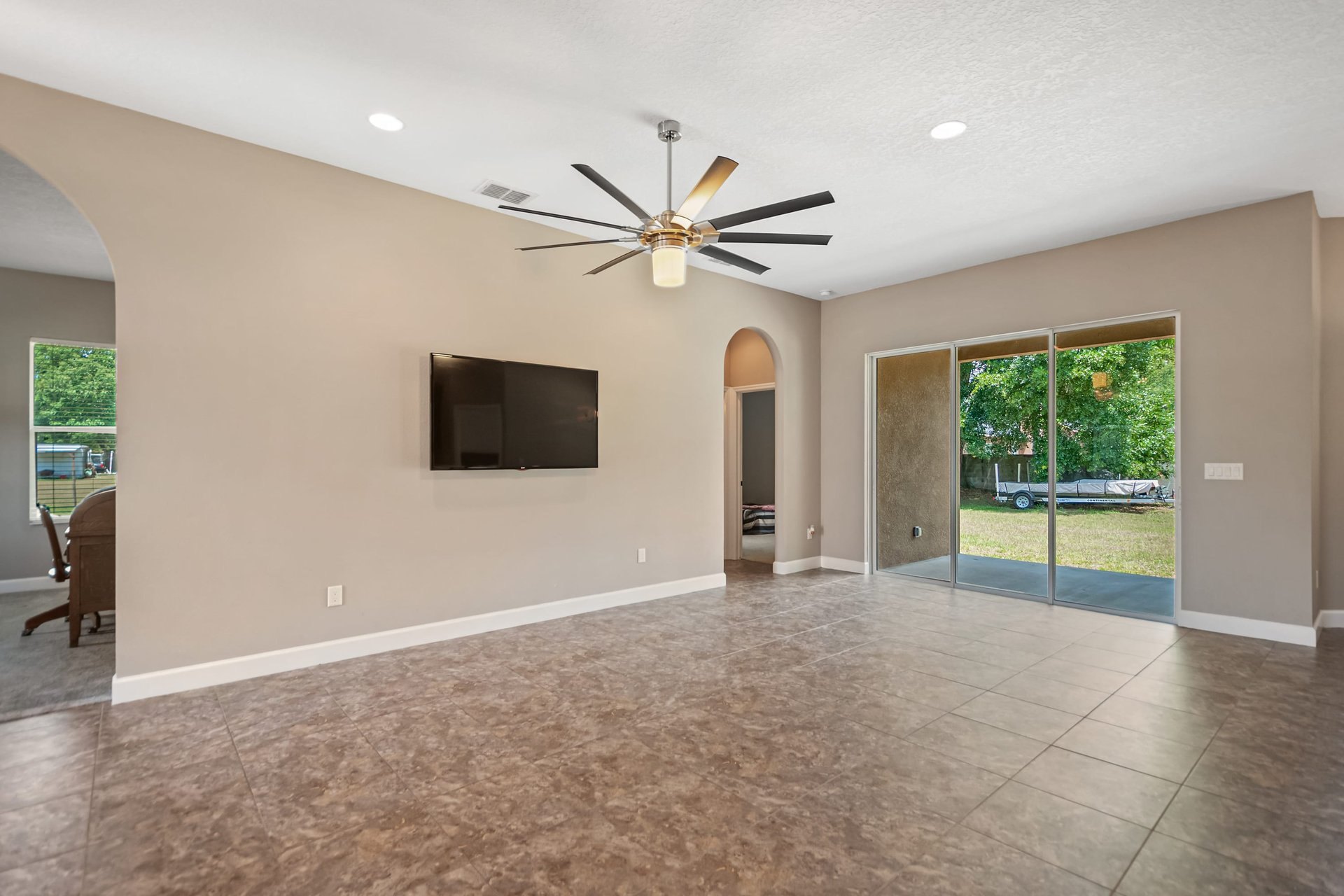 2811 OLAVET  COURT