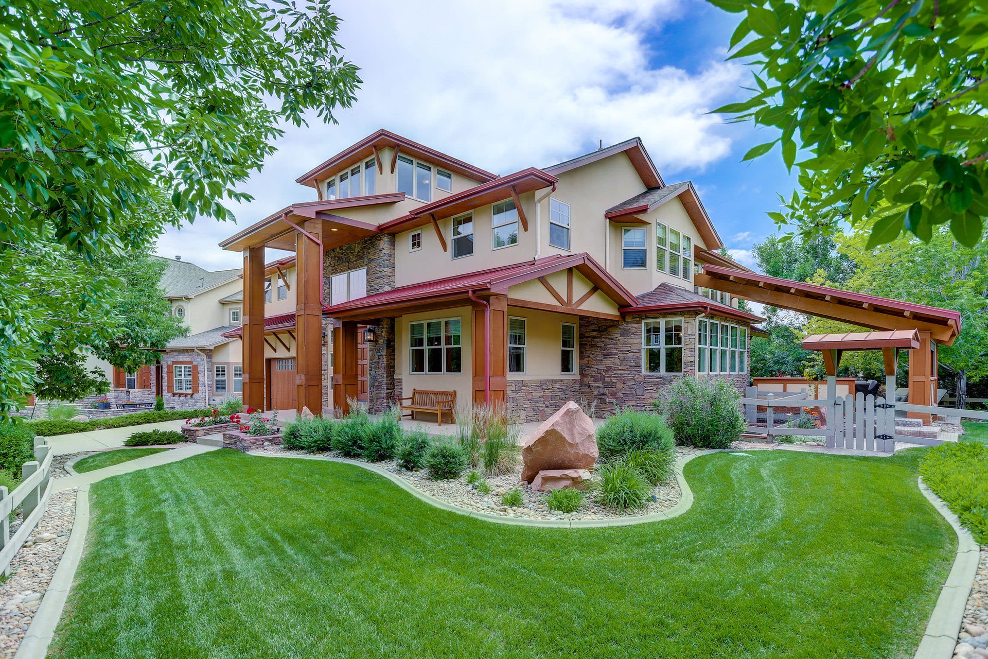 2879 Shoshone Trl