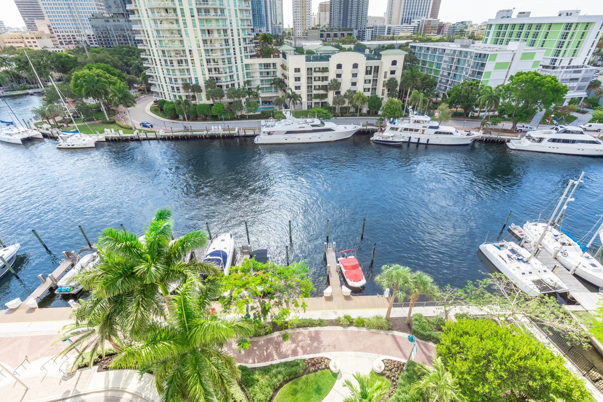 600 W Las Olas Blvd Unit: 907