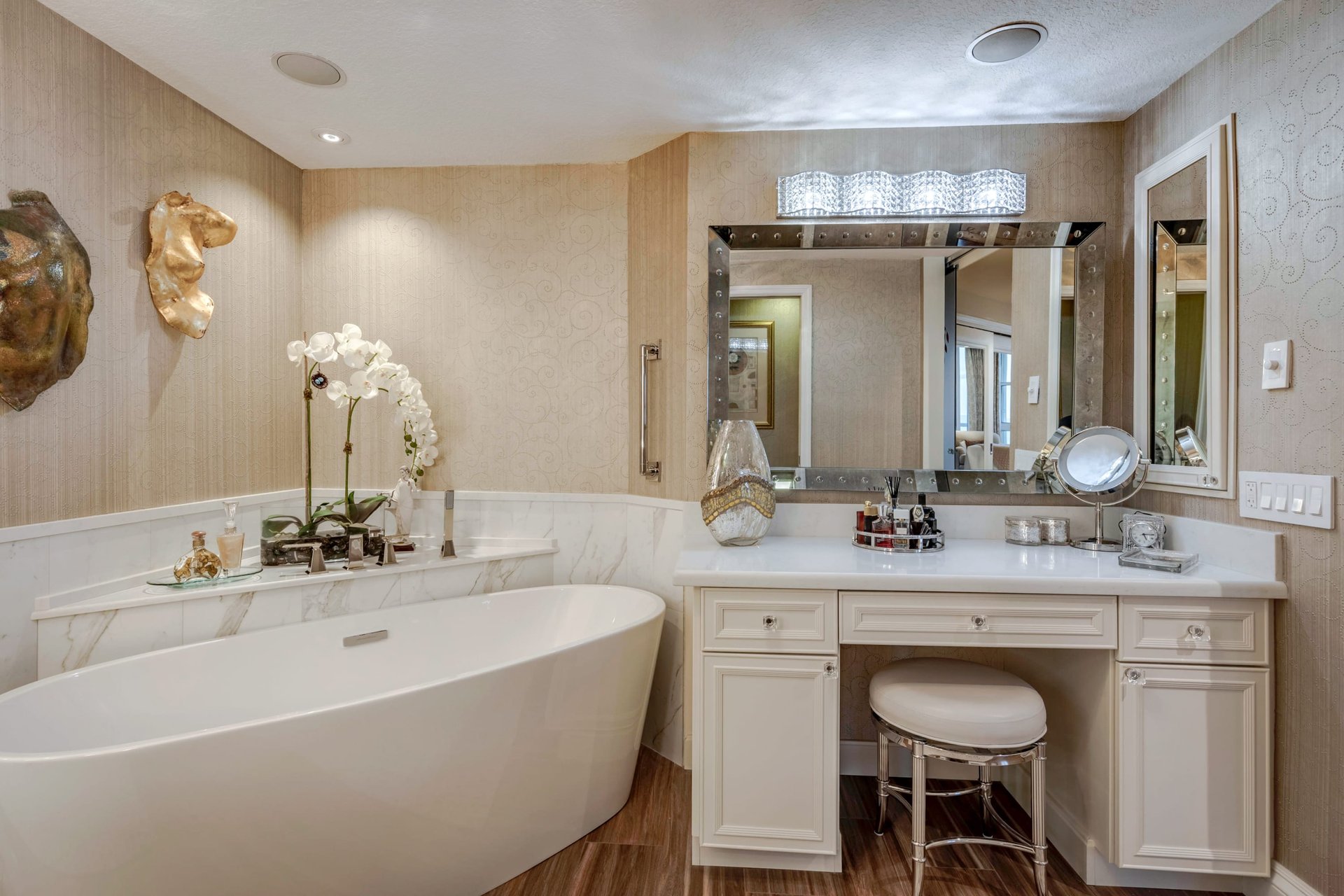 6001 N Ocean Dr Unit: 901