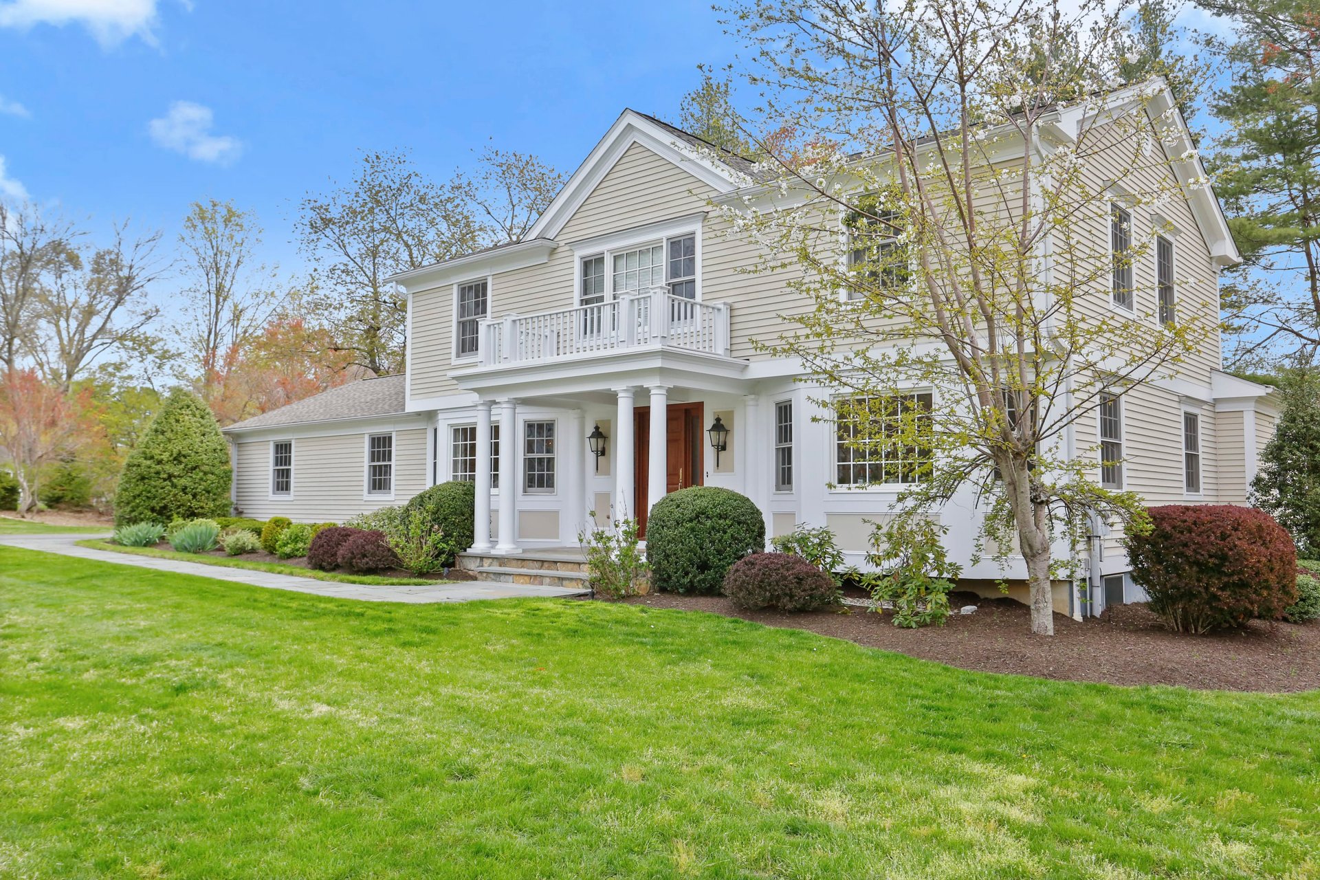2 Pequot Drive