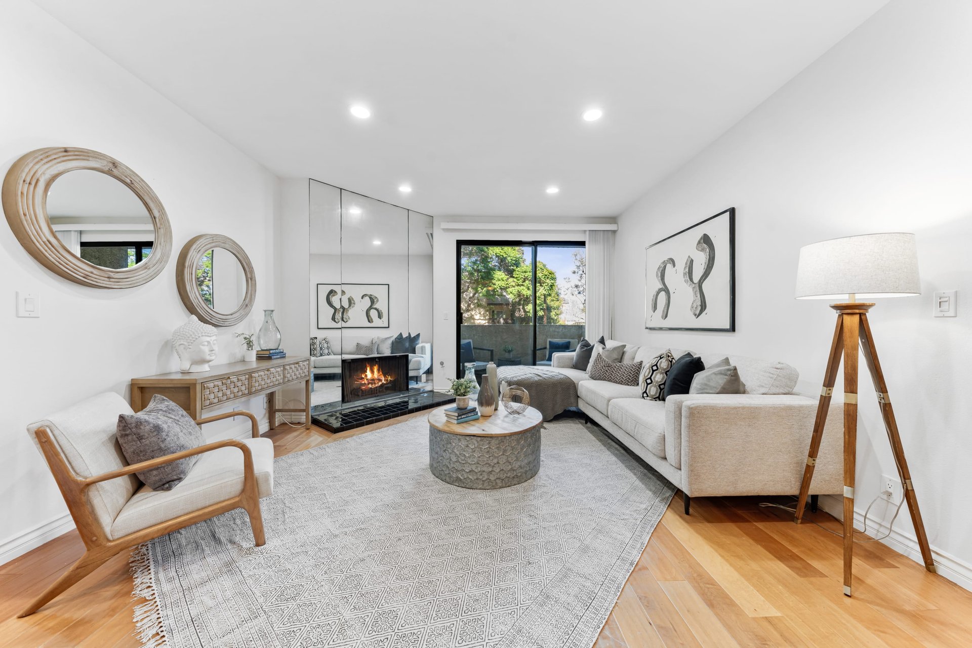 1663 Veteran Ave #101, Westwood