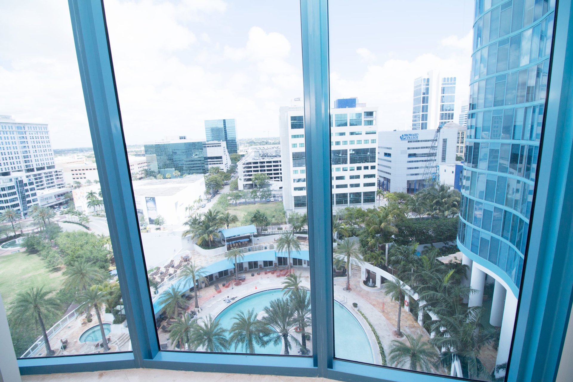 LAS OLAS RIVER HOUSE 1503