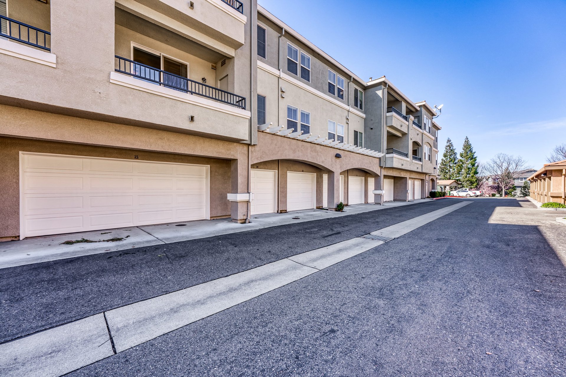 LeSarra Luxury Condominiums in El Dorado Hills
