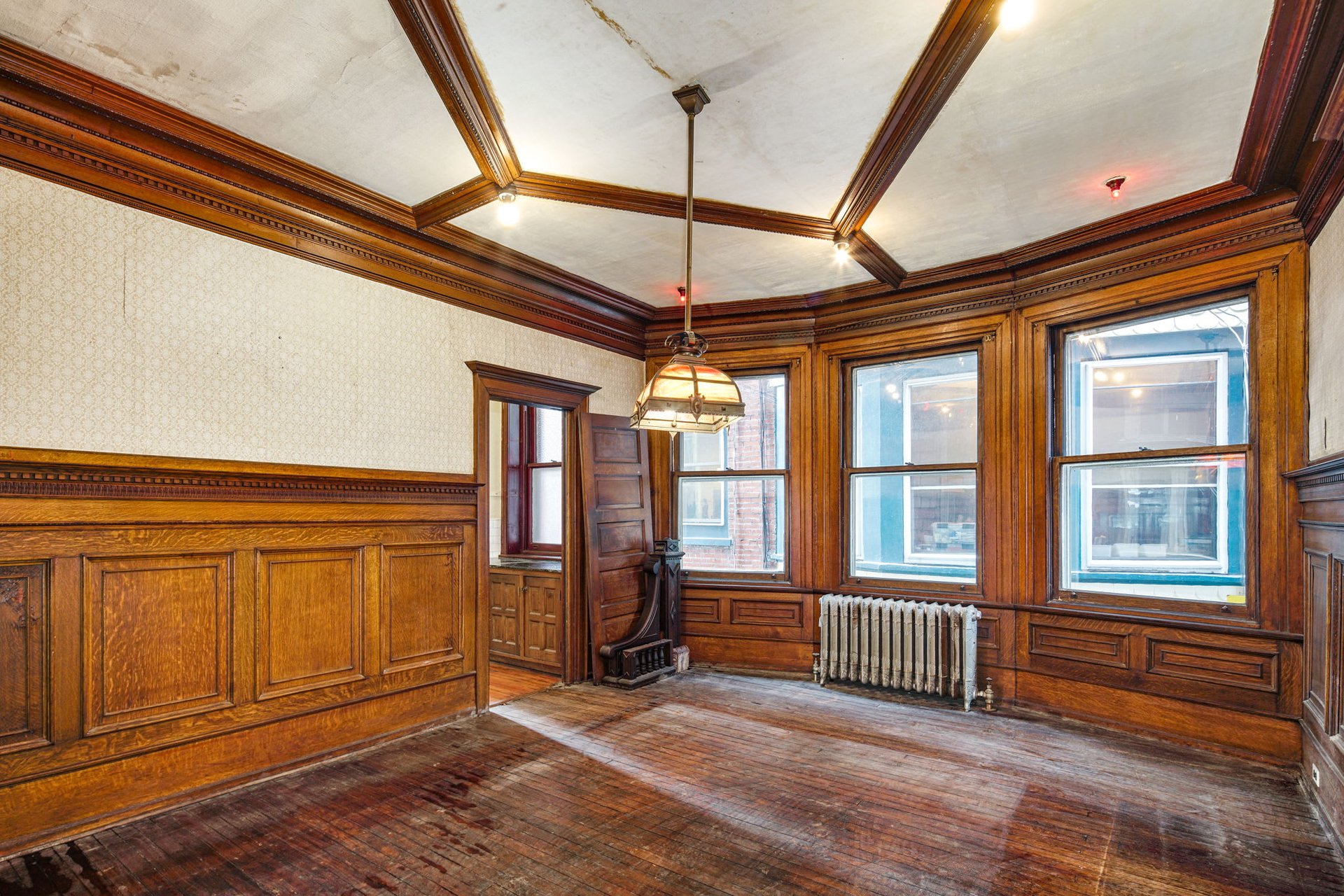 Classic Victorian in Cedar Park