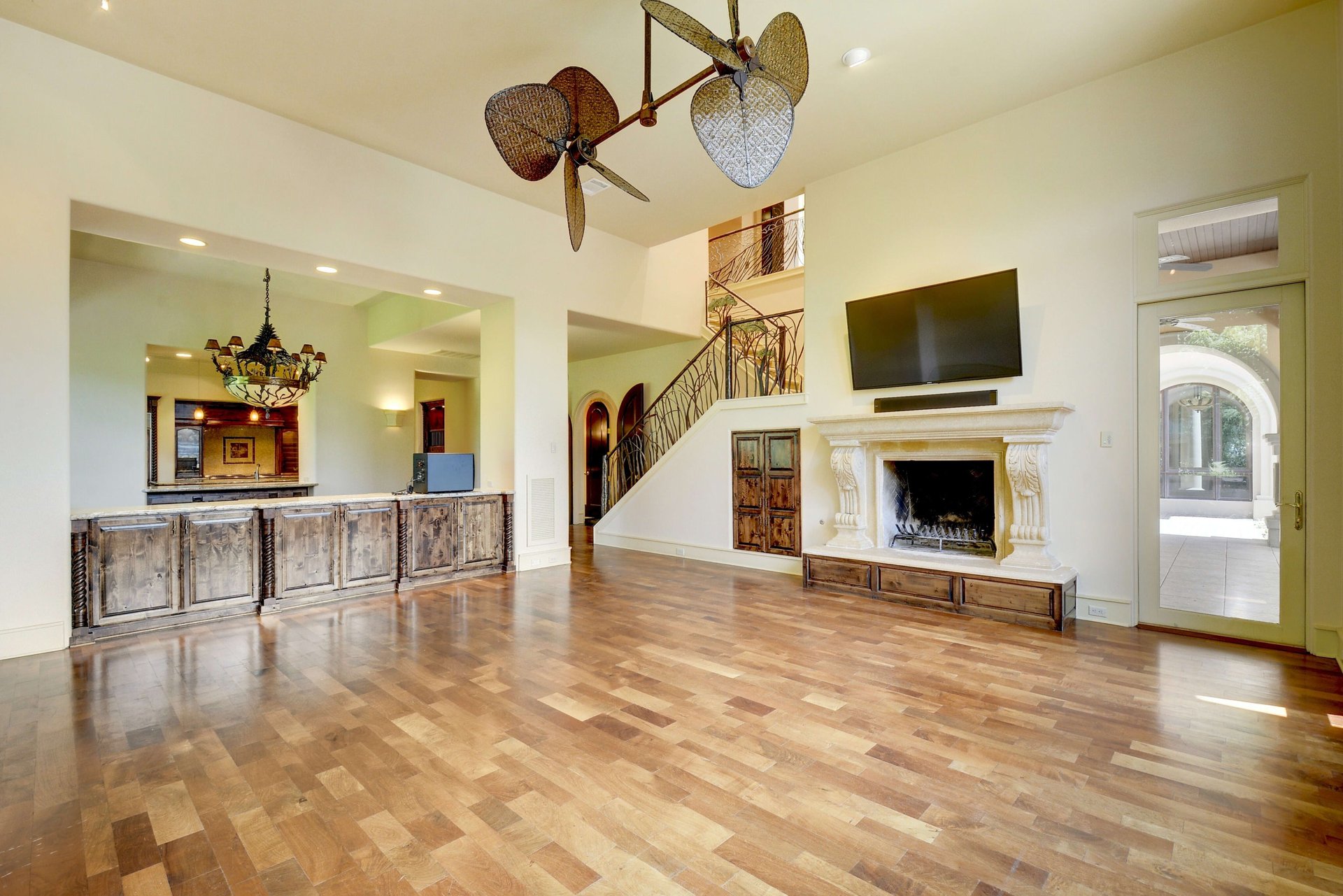 3201 Westlake Drive