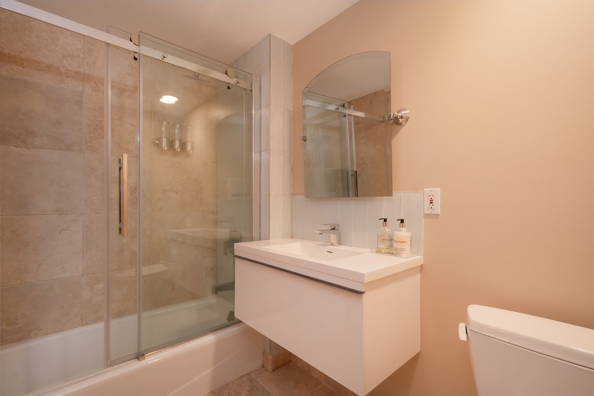 LAS OLAS RIVER HOUSE 2203