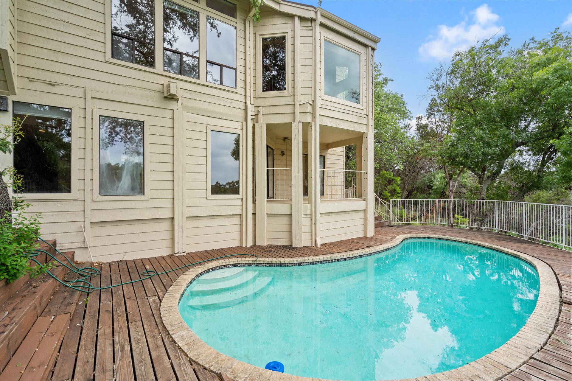 4207 Canyonside Trail 
