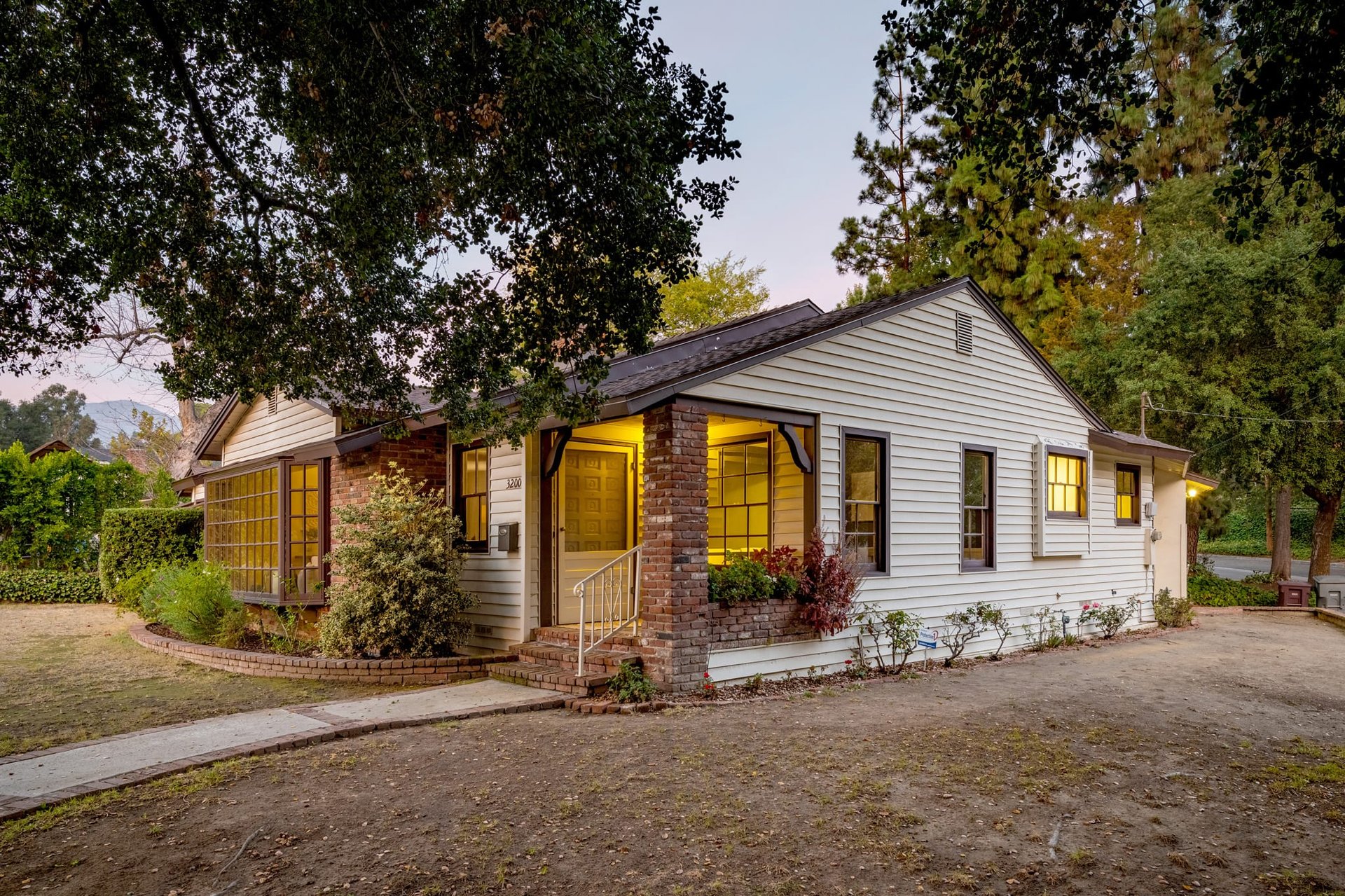 3200 Sparr Blvd.