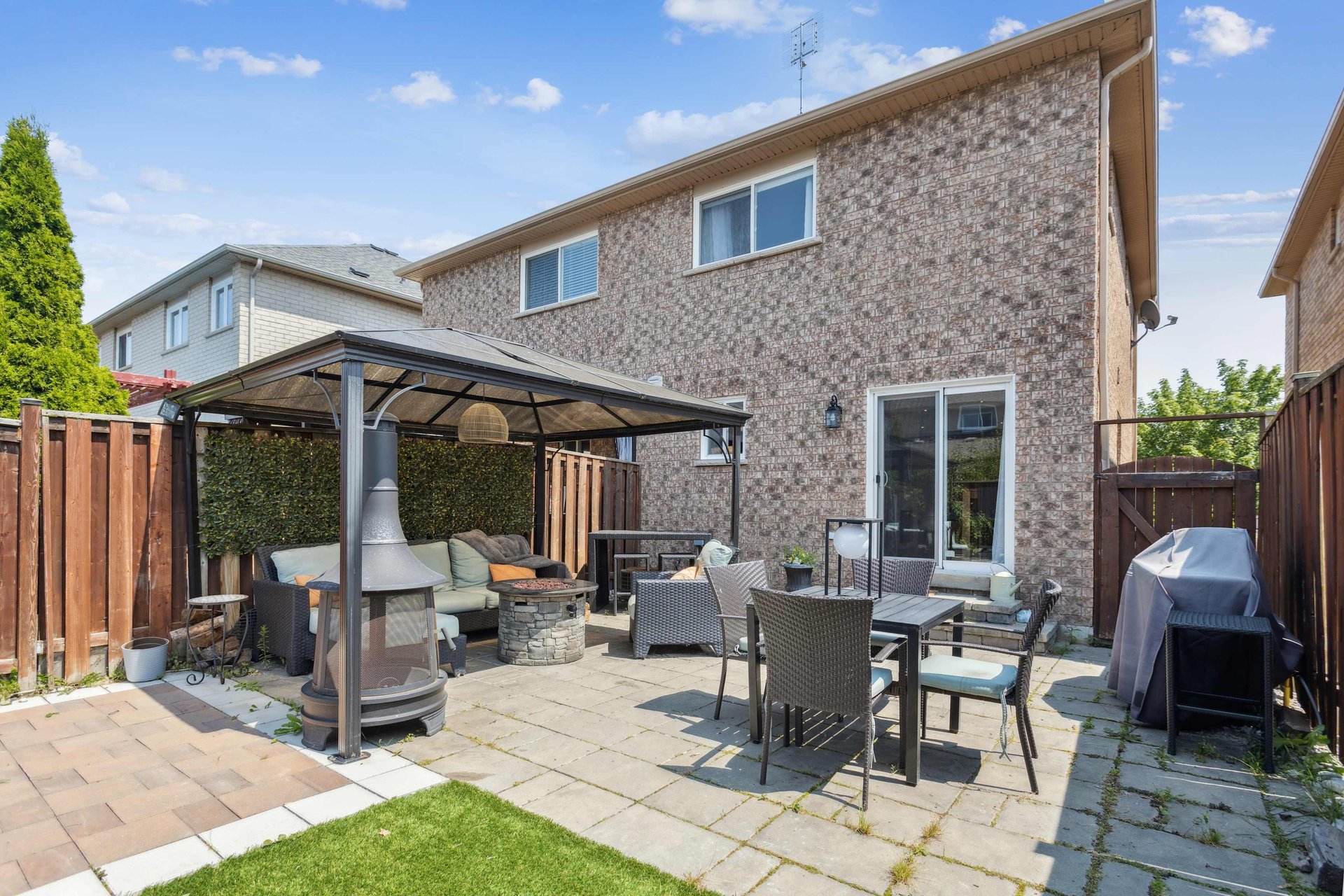 Gorgeous 3 Bedroom Semi- Detached