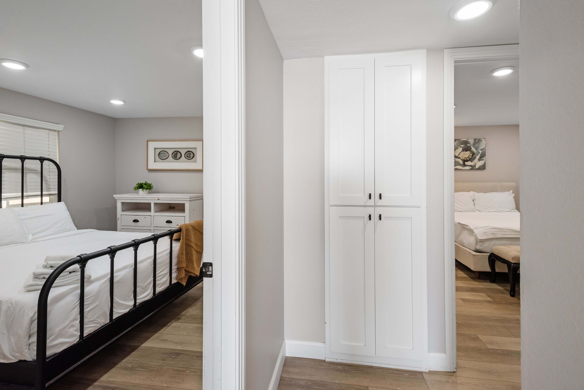 2208 The Strand