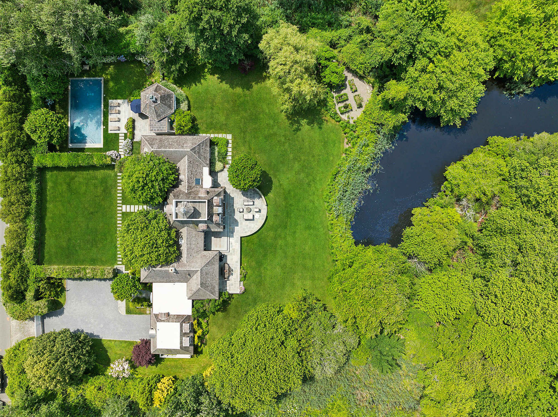 Elegance Meets Artful Living in East Hampton Village South