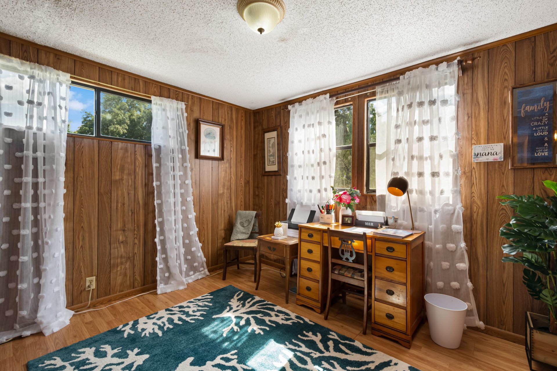 2536 MARTHA  LANE