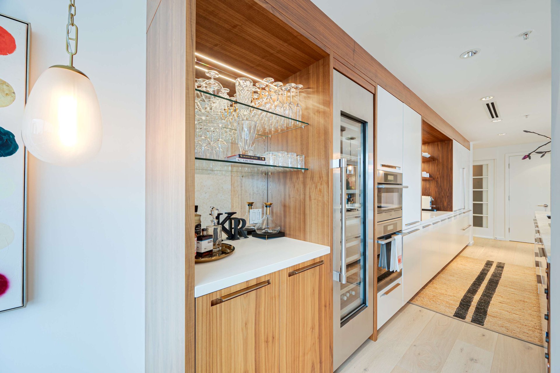Suite 3206- 180 University Avenue