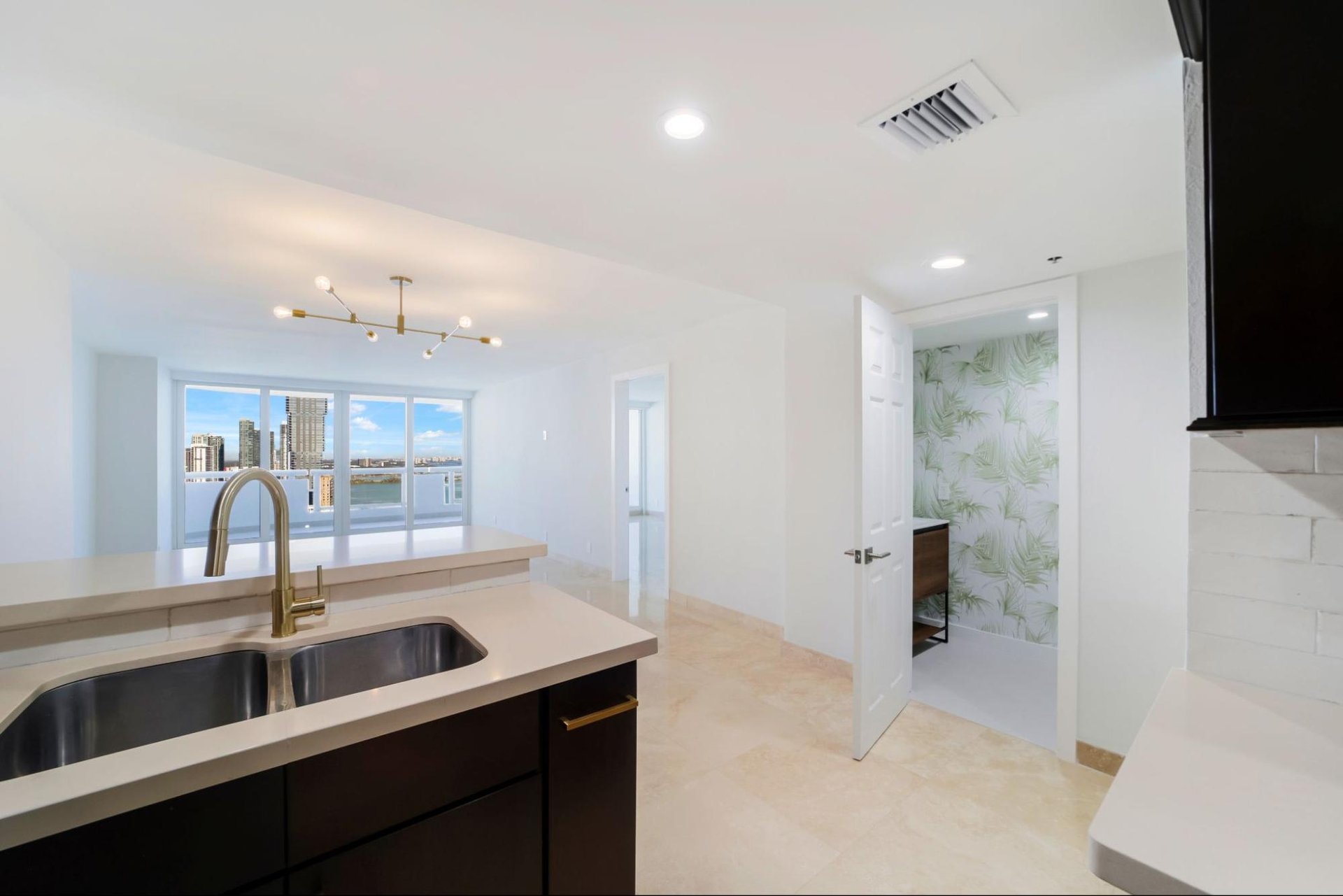 1717 N Bayshore Drive #3737