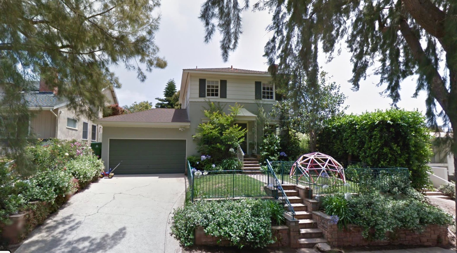 1124 Kagawa St