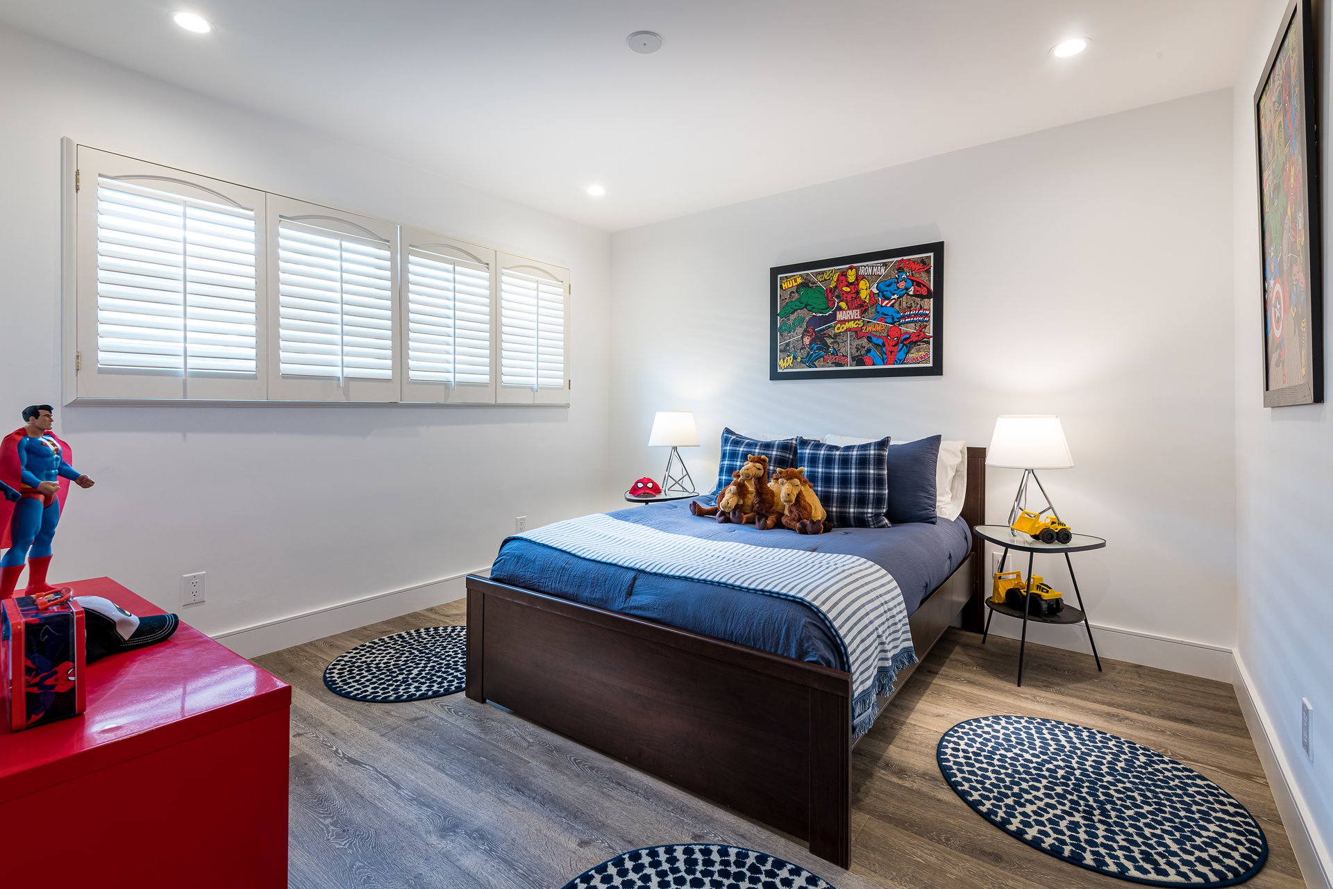 Mid-Century Smart Home in Woodland Hills