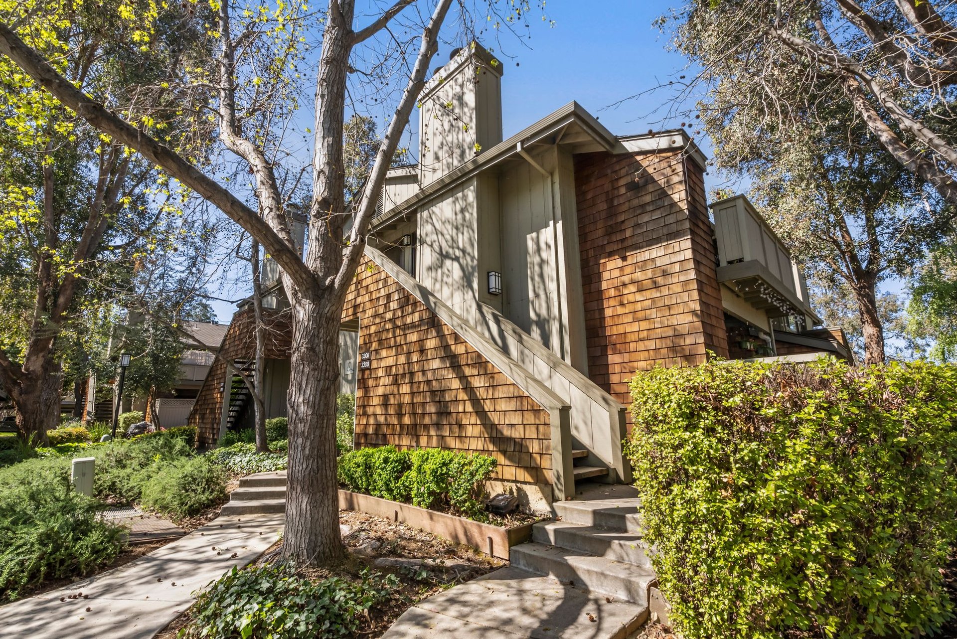 3308 La Terrace Circle
