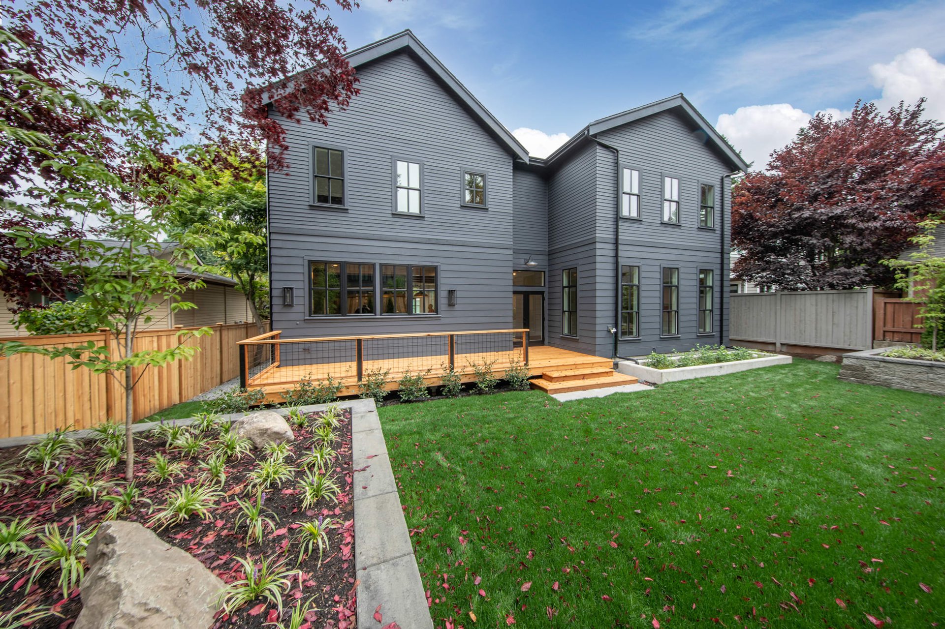 6850 39th Ave NE