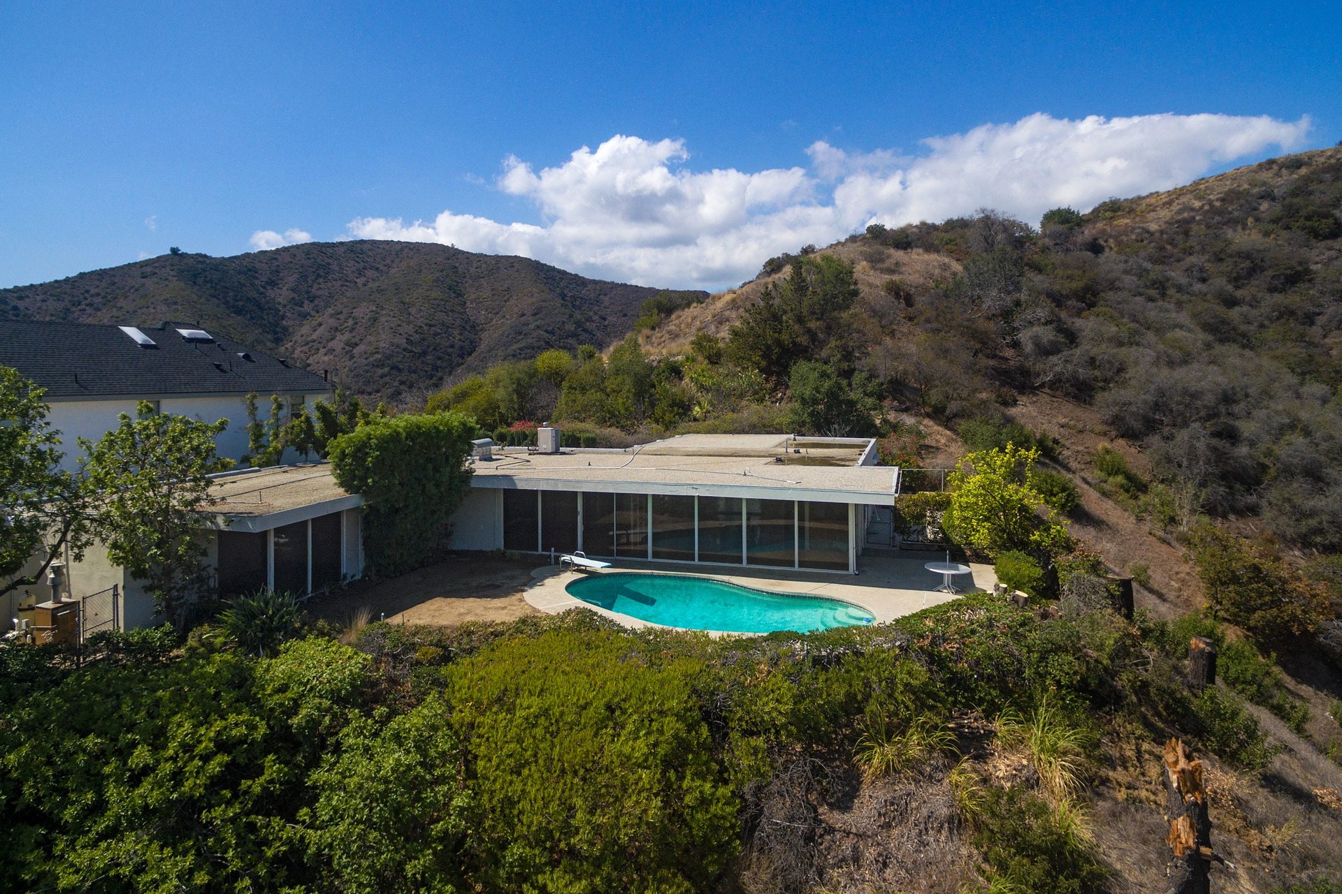 1394 Casiano Rd