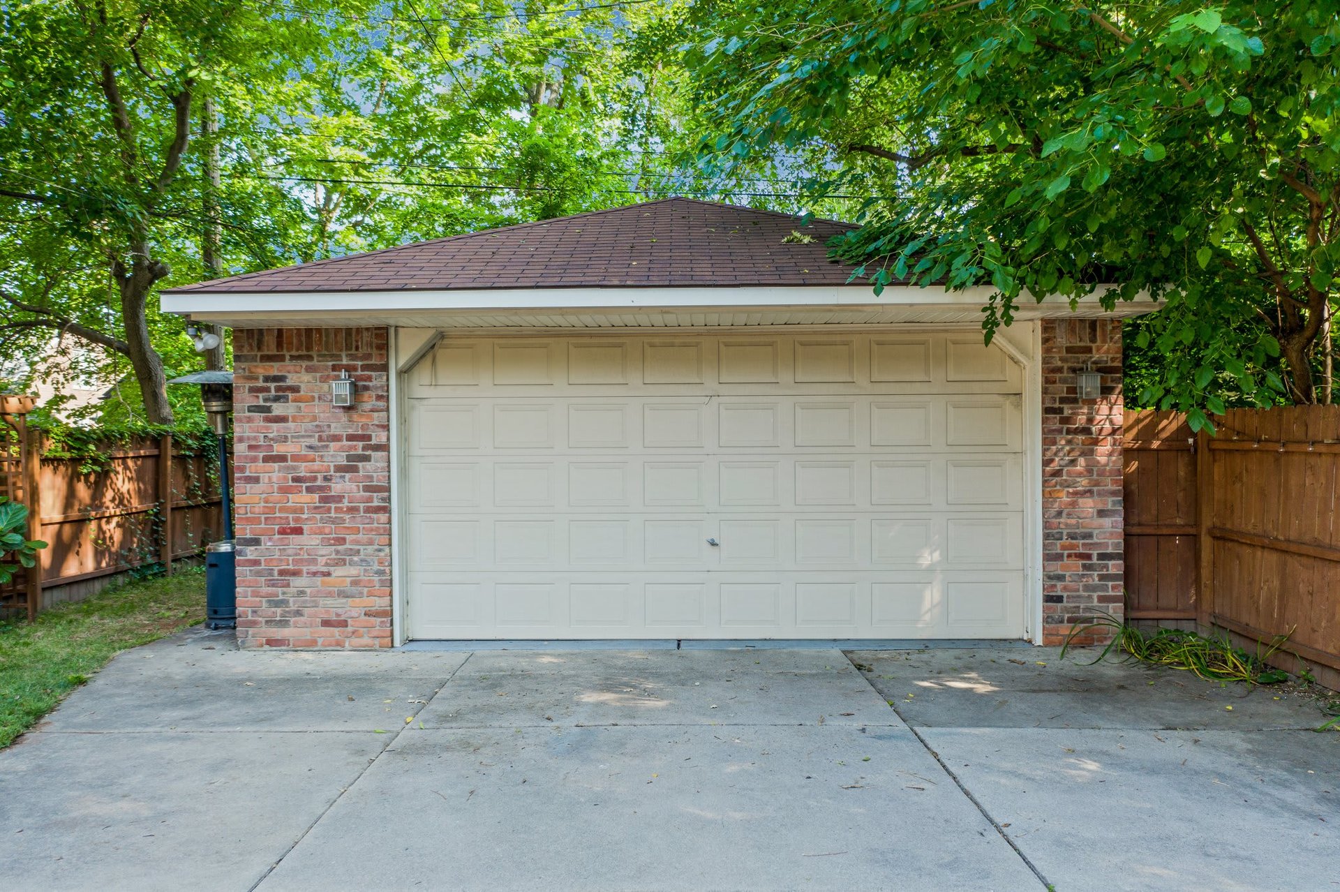 2530 Woodstock Drive