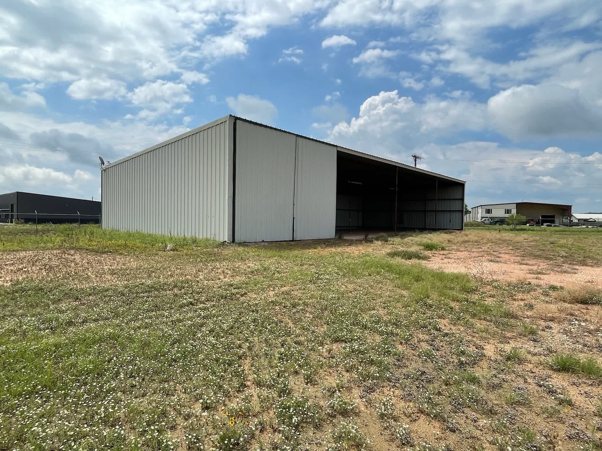 6.1 Acres Kerrville | LANDLORD REPRESENTATION
