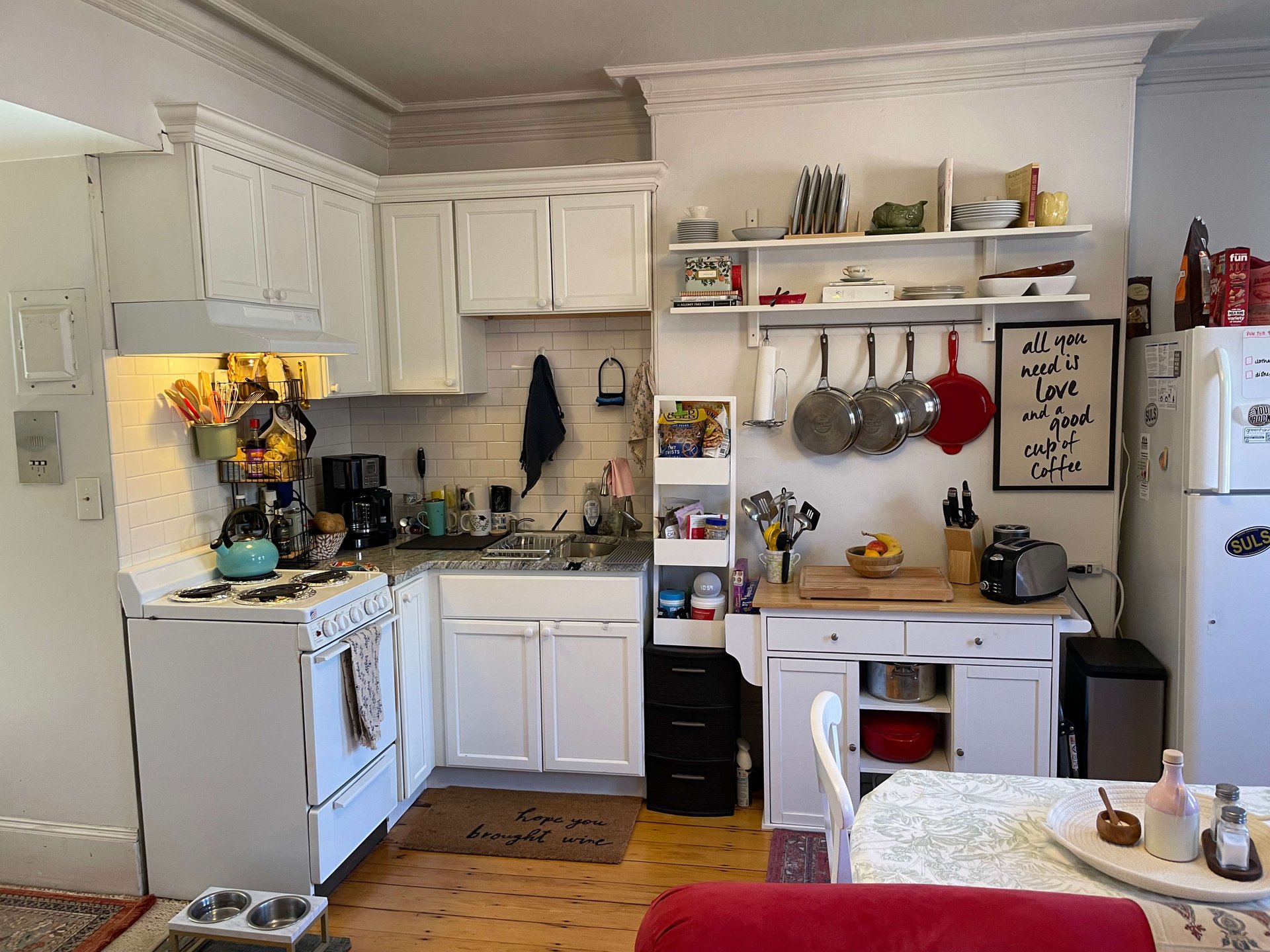 Appleton Street One Bed - Heat and Hot Water Included! available APRIL! Pets Negotiable! 