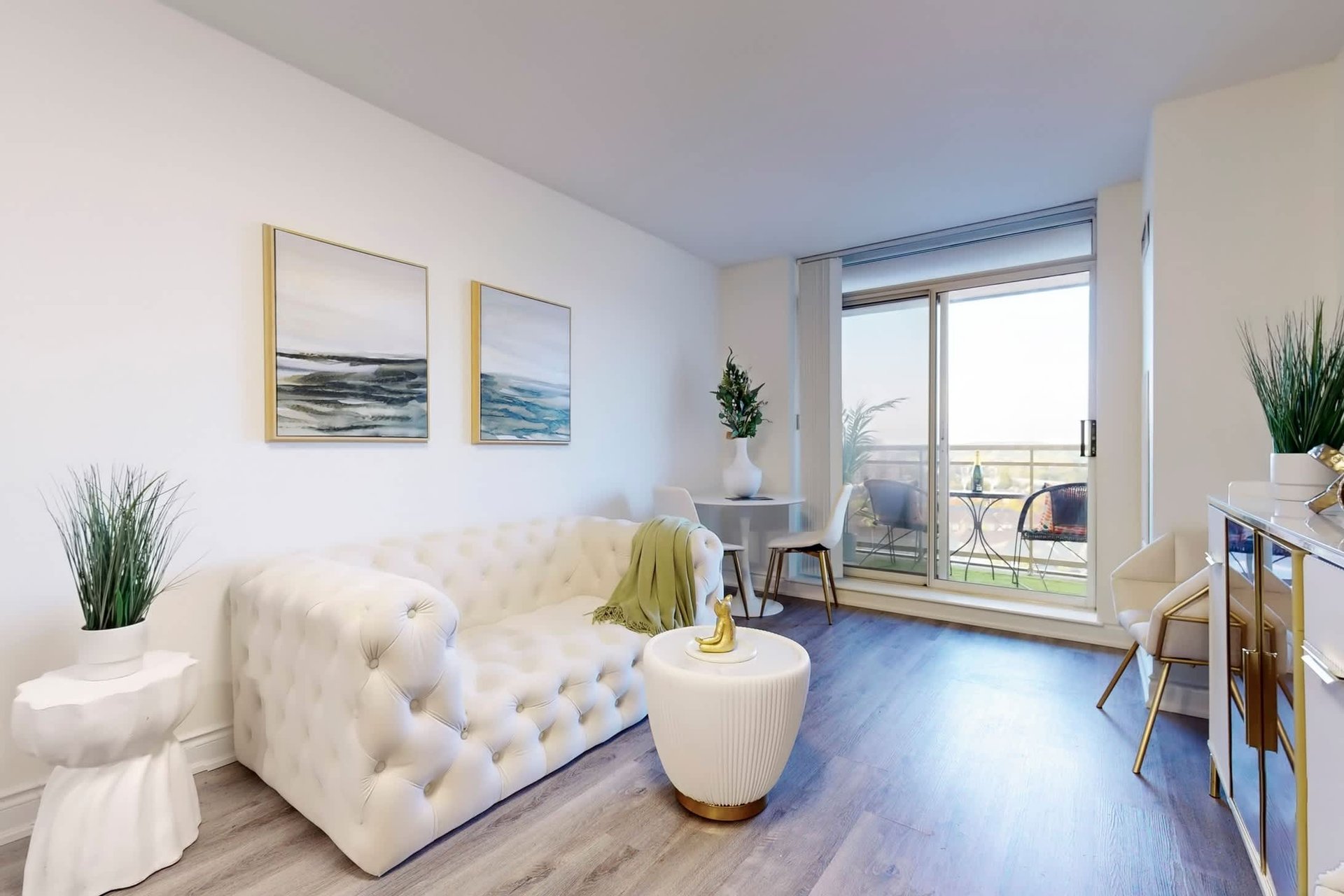 75 King William Cres Unit: LPH13