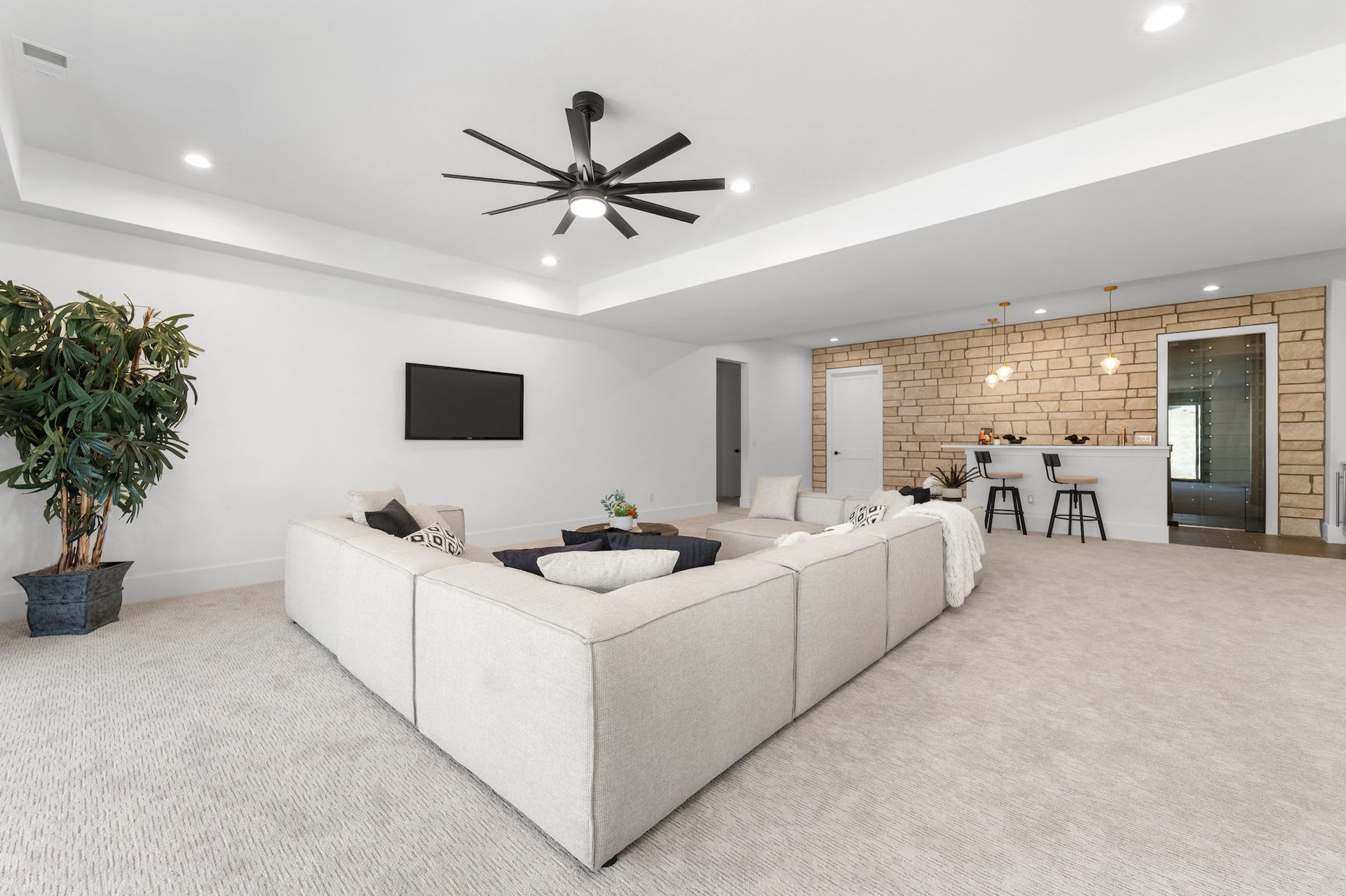 7858 Raphael Lane