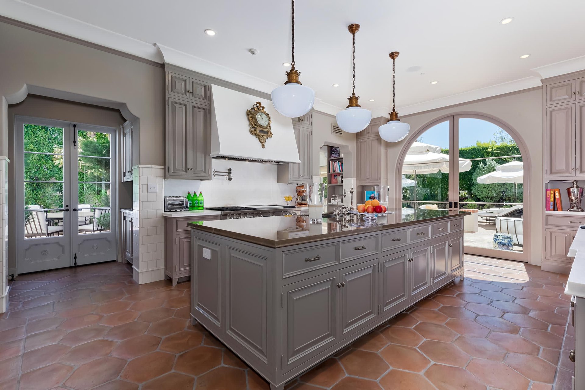 1332 W Pavia Pl, Pacific Palisades