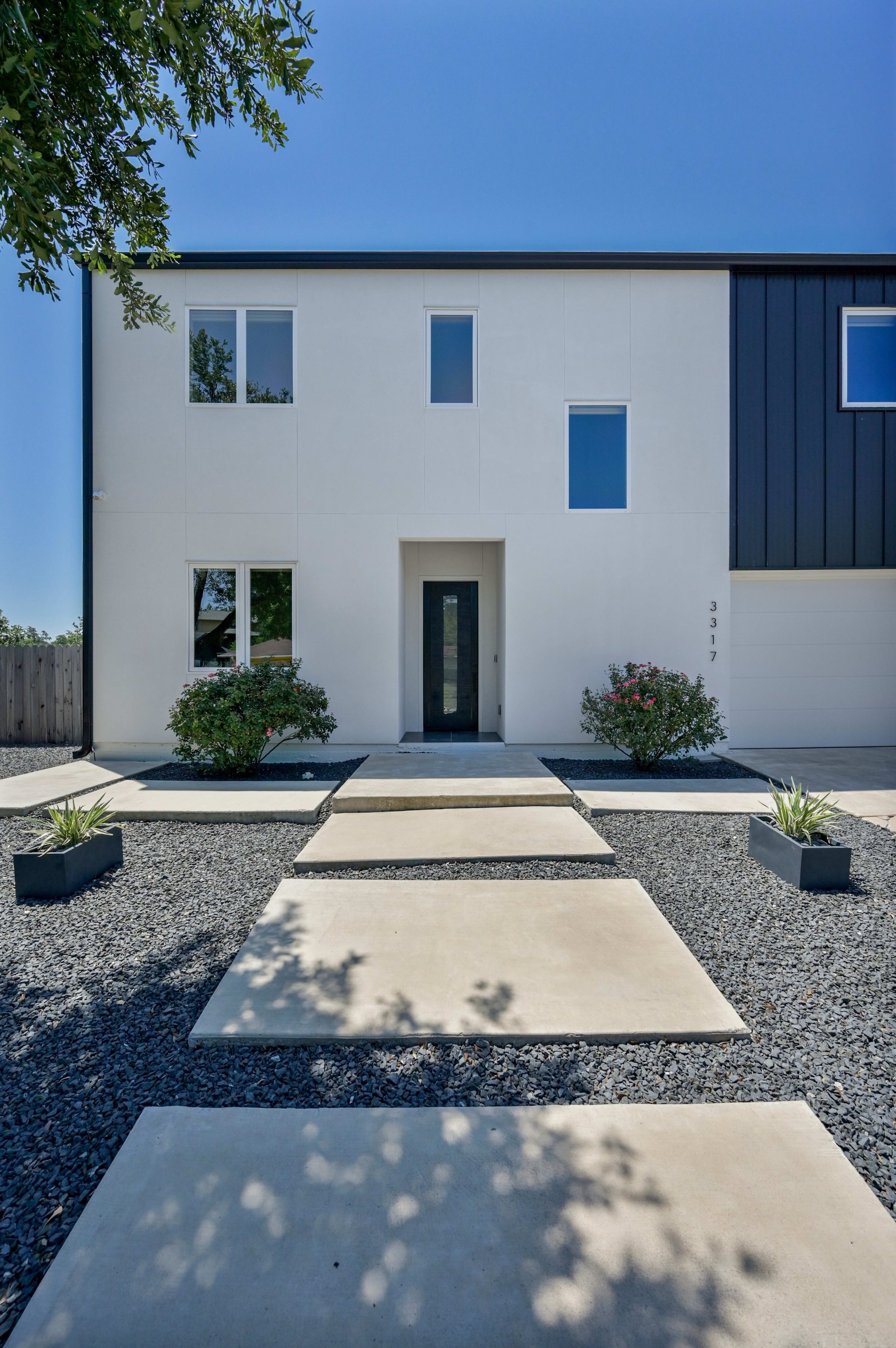 3317 Rosefinch Trail 
