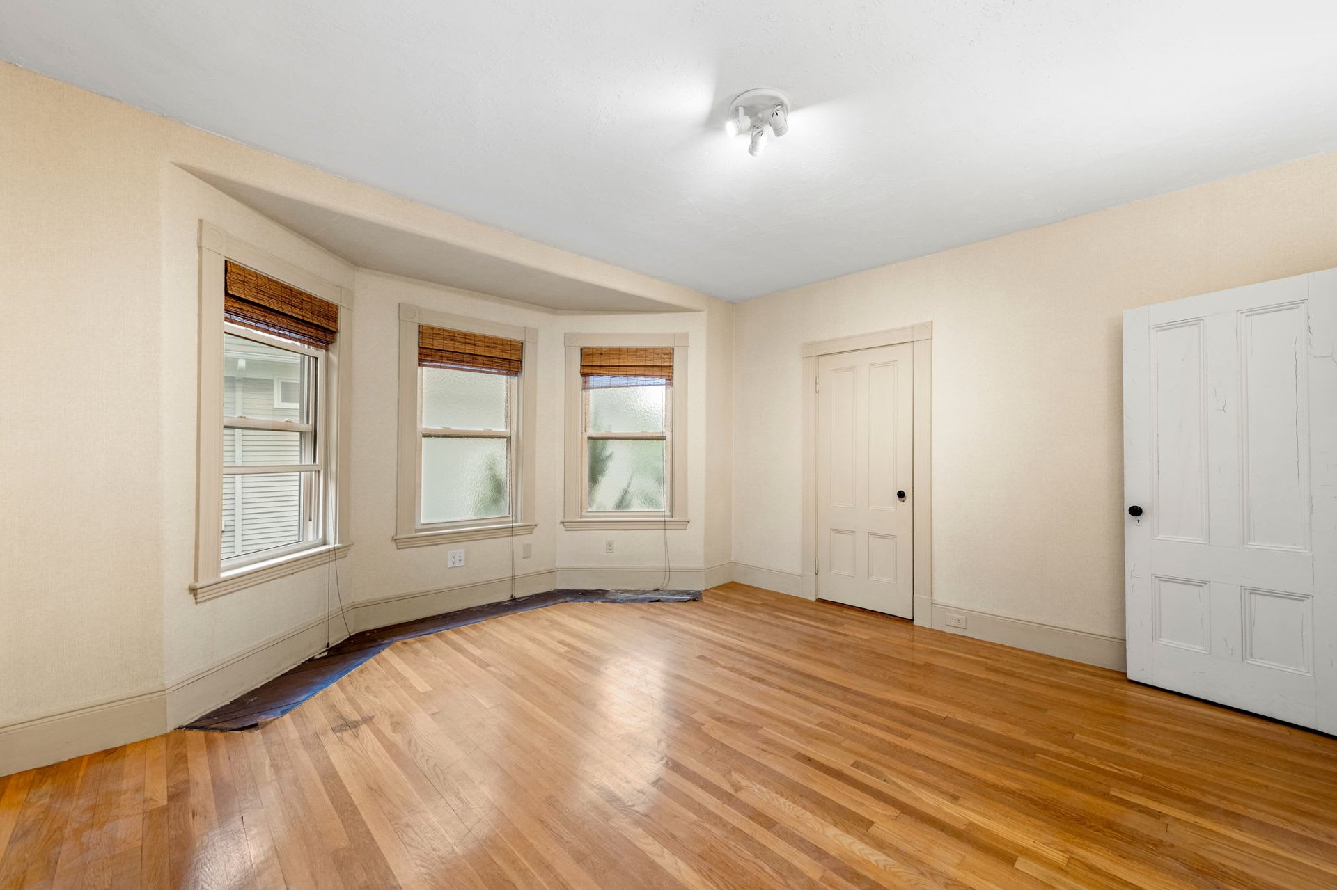 153 Lexington Ave