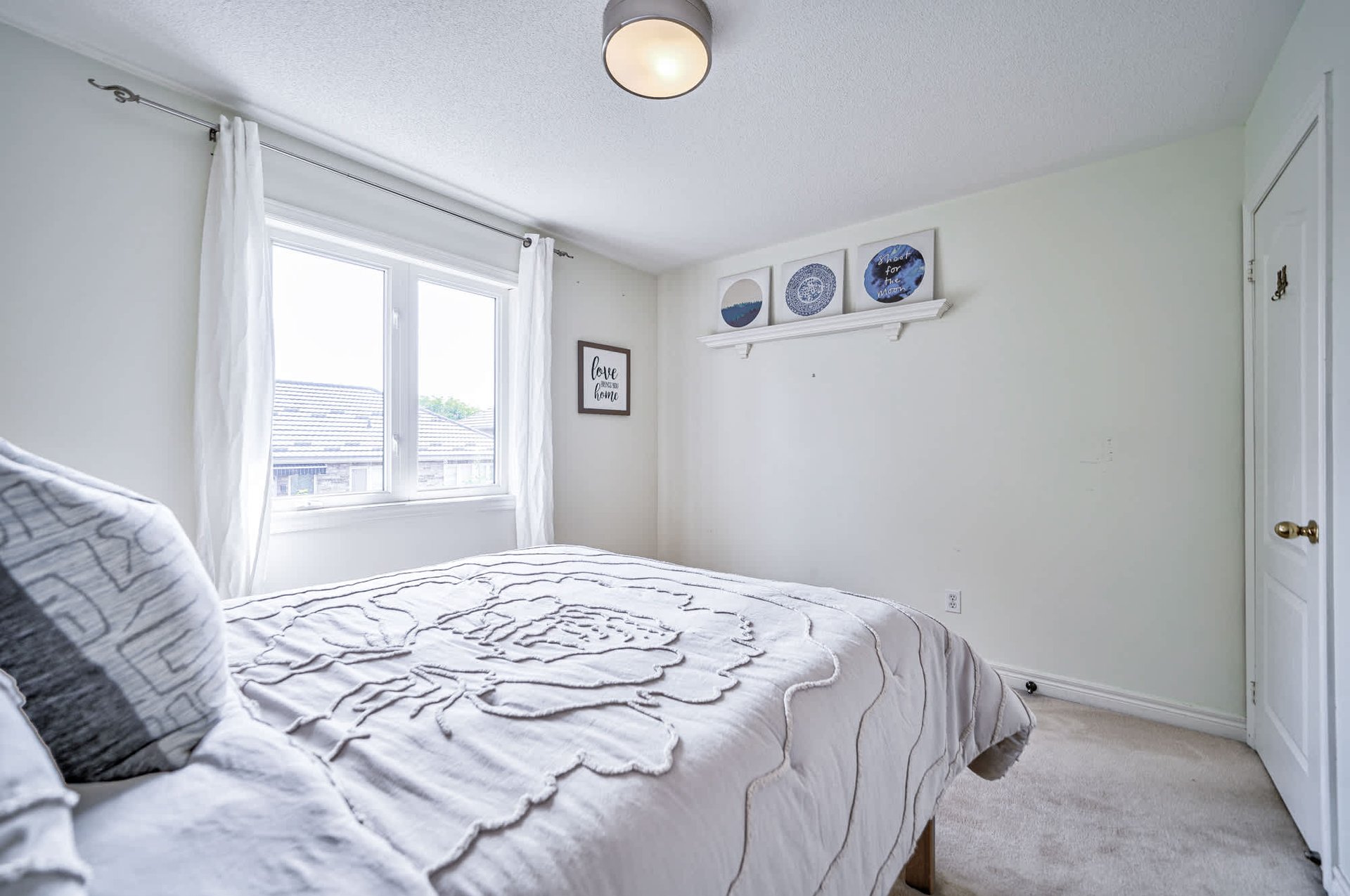 2164 Highcliffe Way