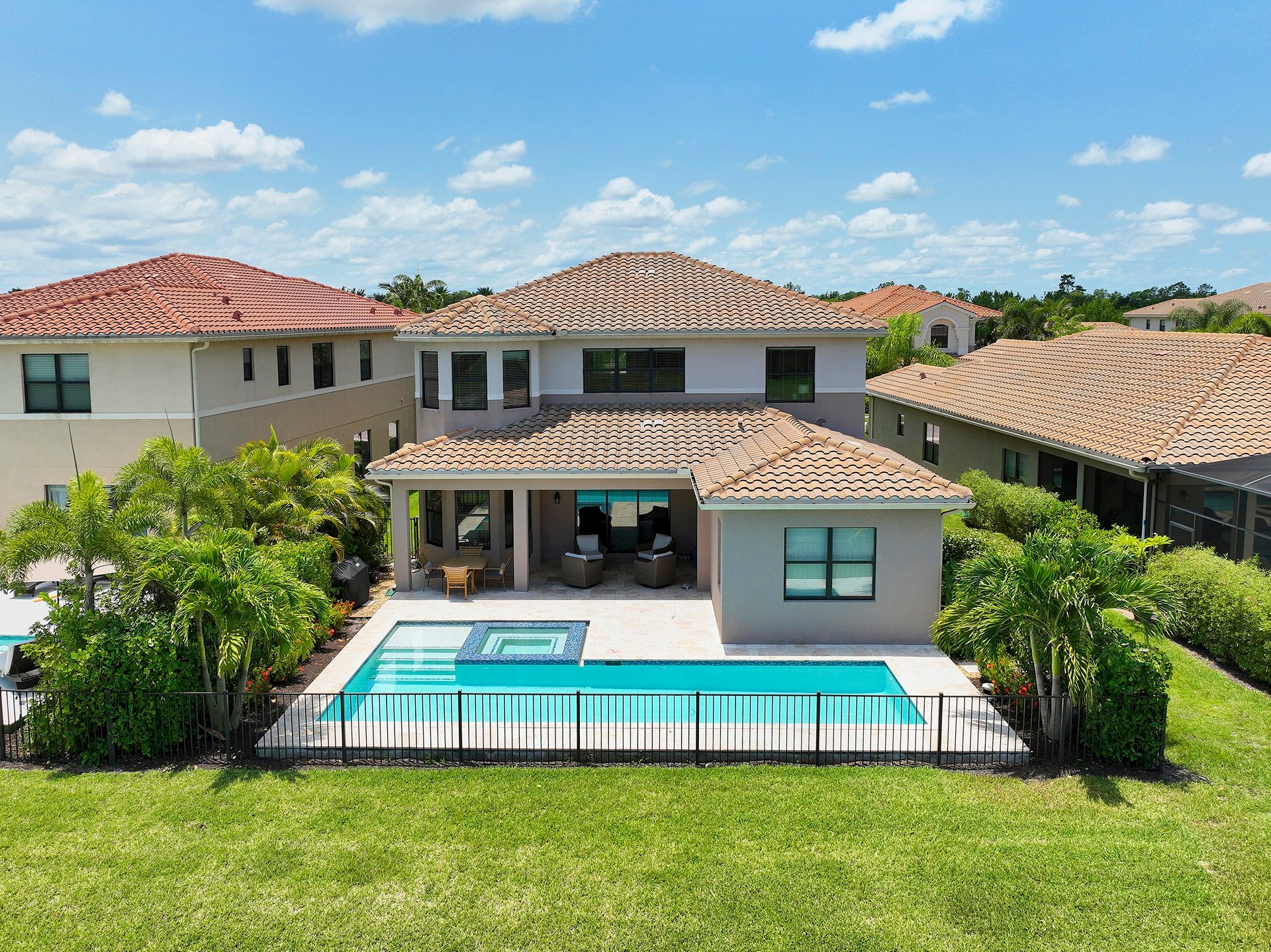 3649 Santaren CT