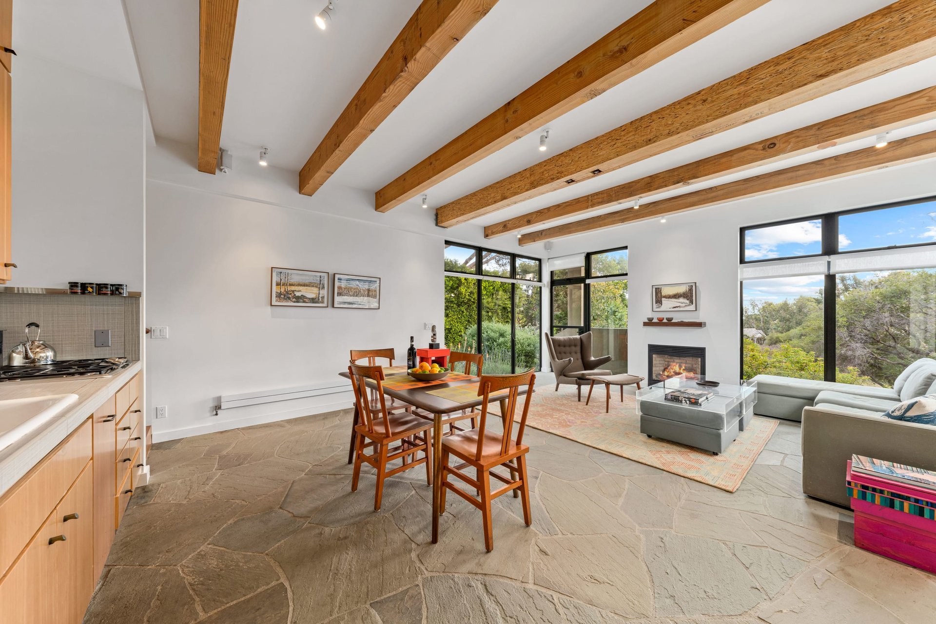 31894 Sea Level Dr, Malibu