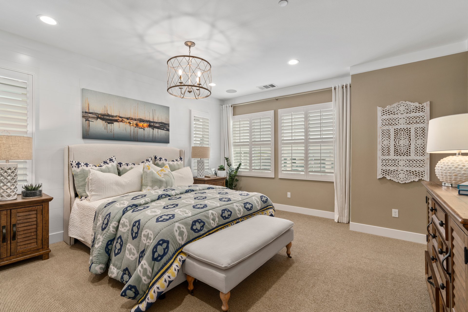 417 Aura Dr