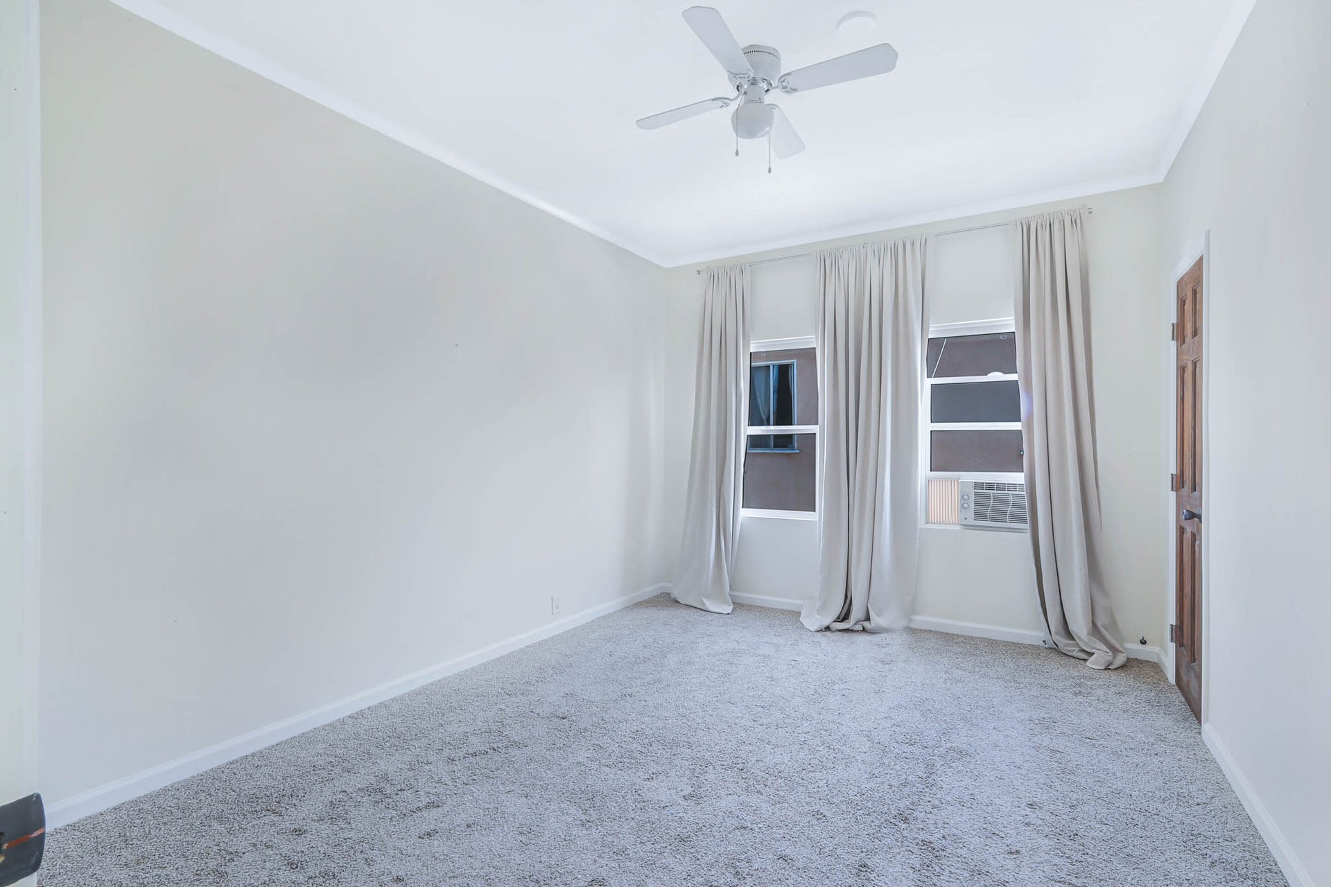 Excellent Opportunity. 5-Units at Strong Current 5.6% Cap in Wilshire HIghlands