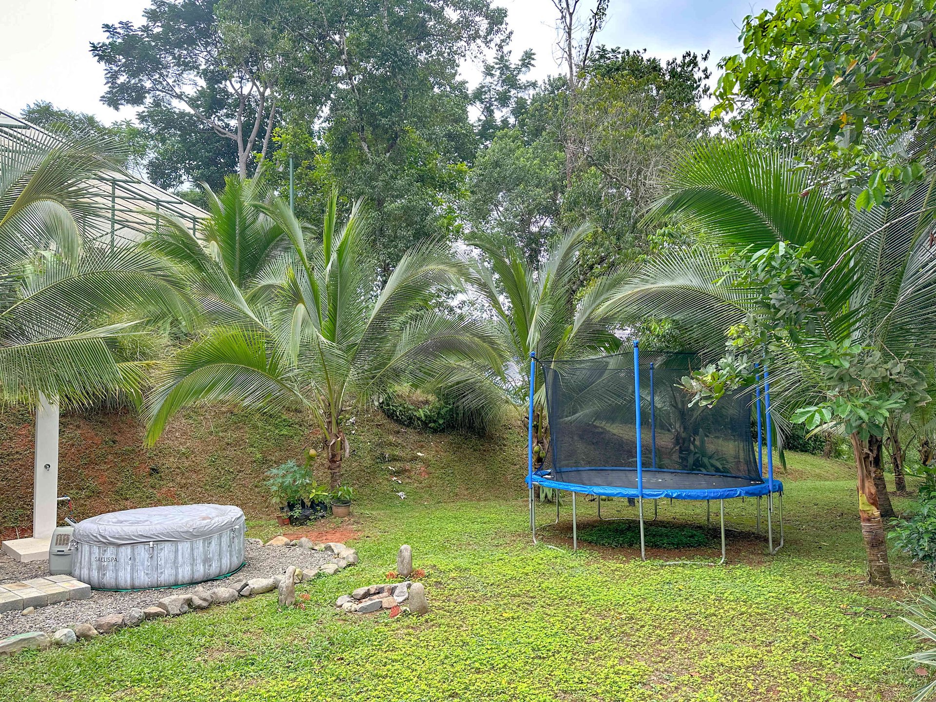 Multi-Home Luxury Estate, With Jungle, Mountain And Ocean Views, Private Waterfalls And Orchards On 71 Acres In Gated Community!