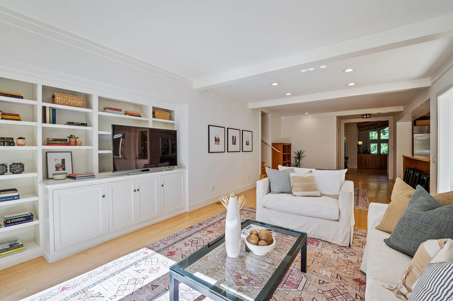 209 Cascade Drive