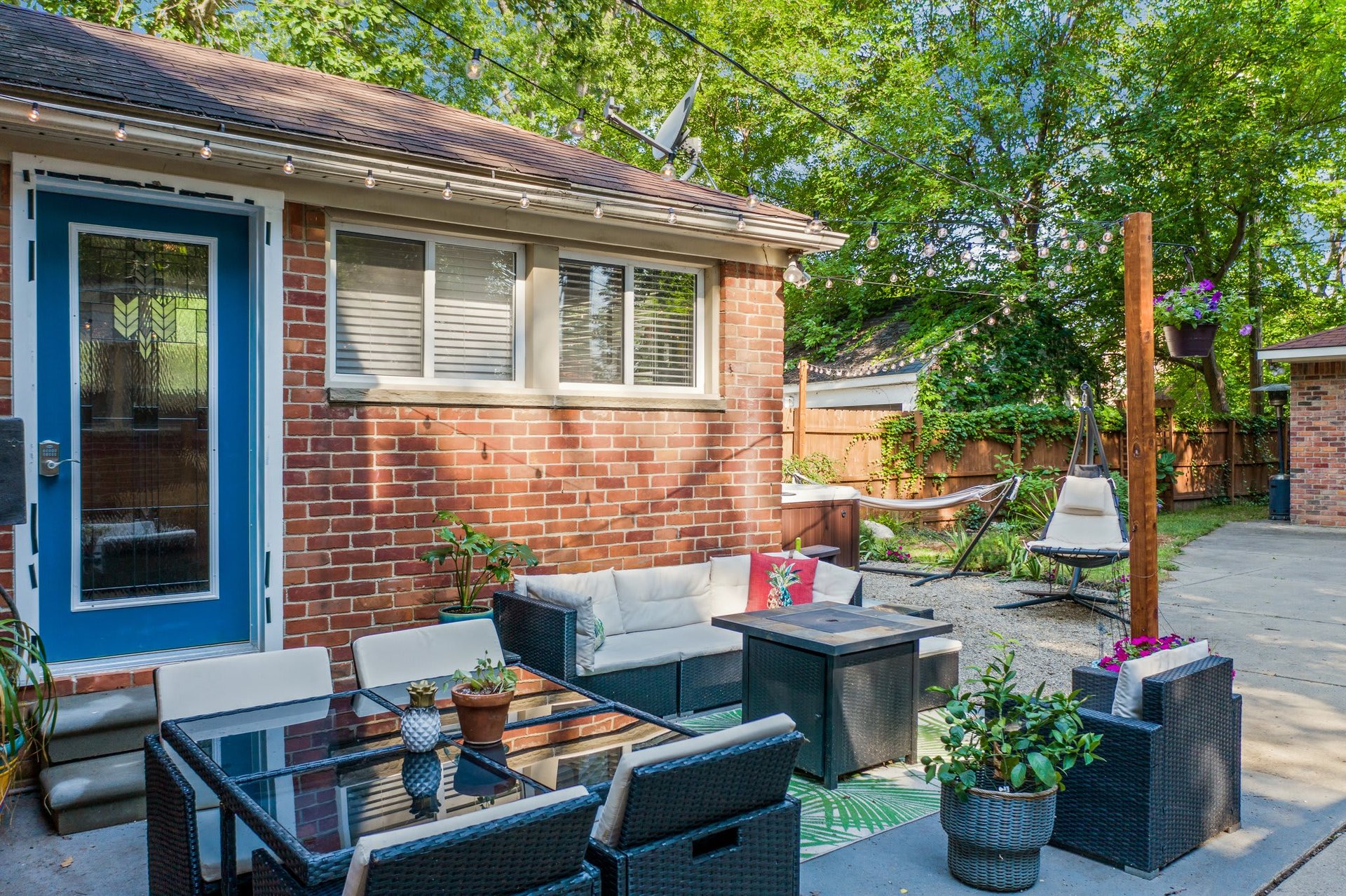 2530 Woodstock Drive