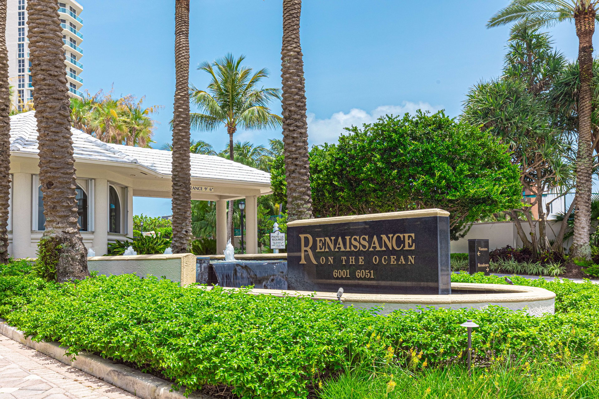 Renaissance on the Ocean 1005S