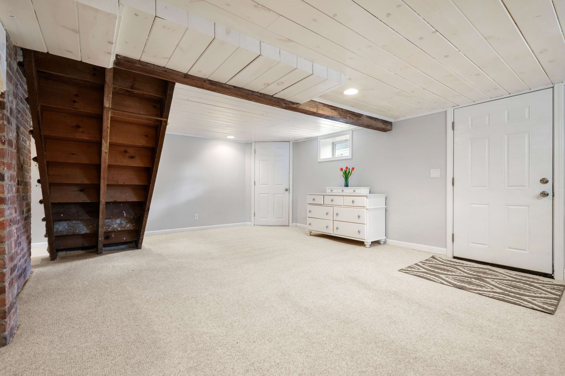 21 Lantern Ln
