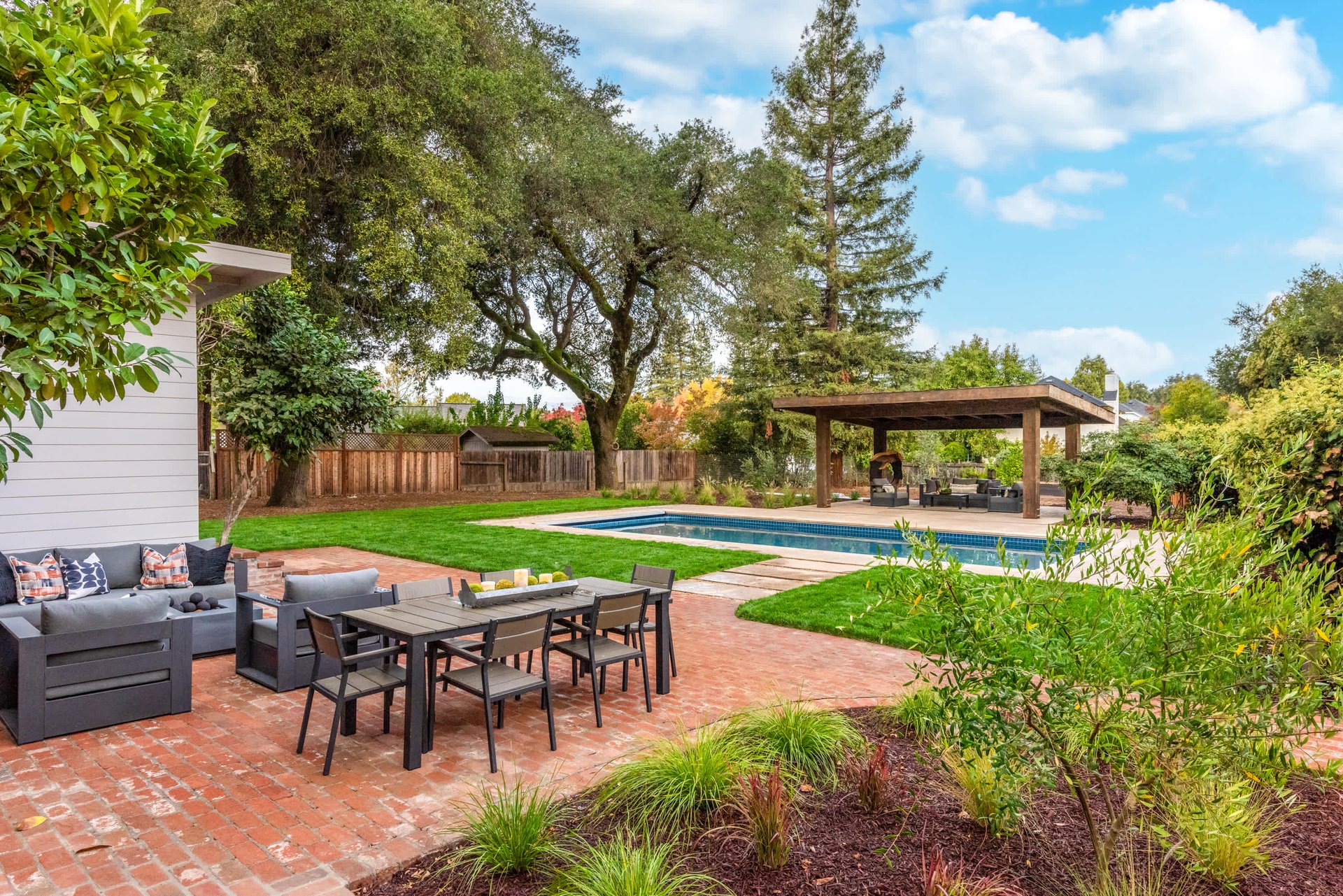 Healsburg Downtown Estate