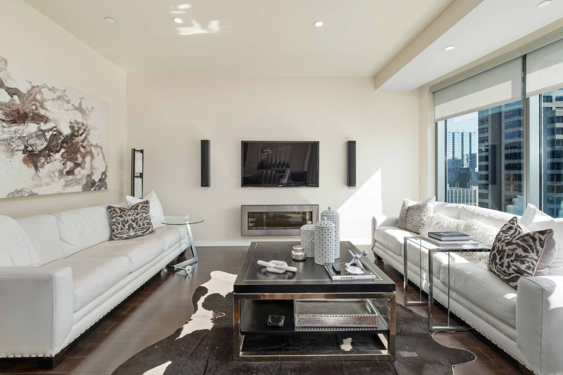 200 Congress Ave #15B